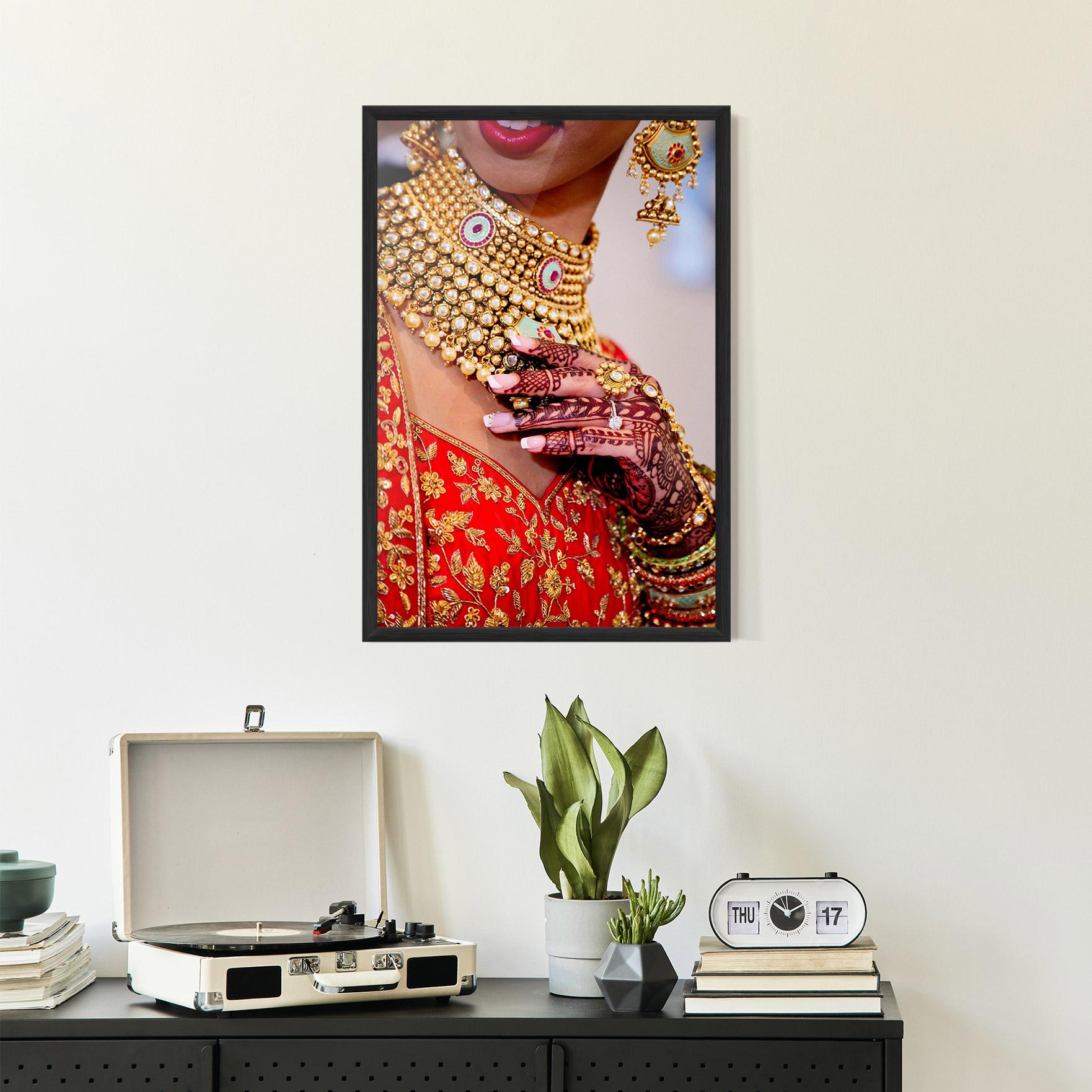 Gerahmte Poster Gold Beautiful Jewelry mockup 2