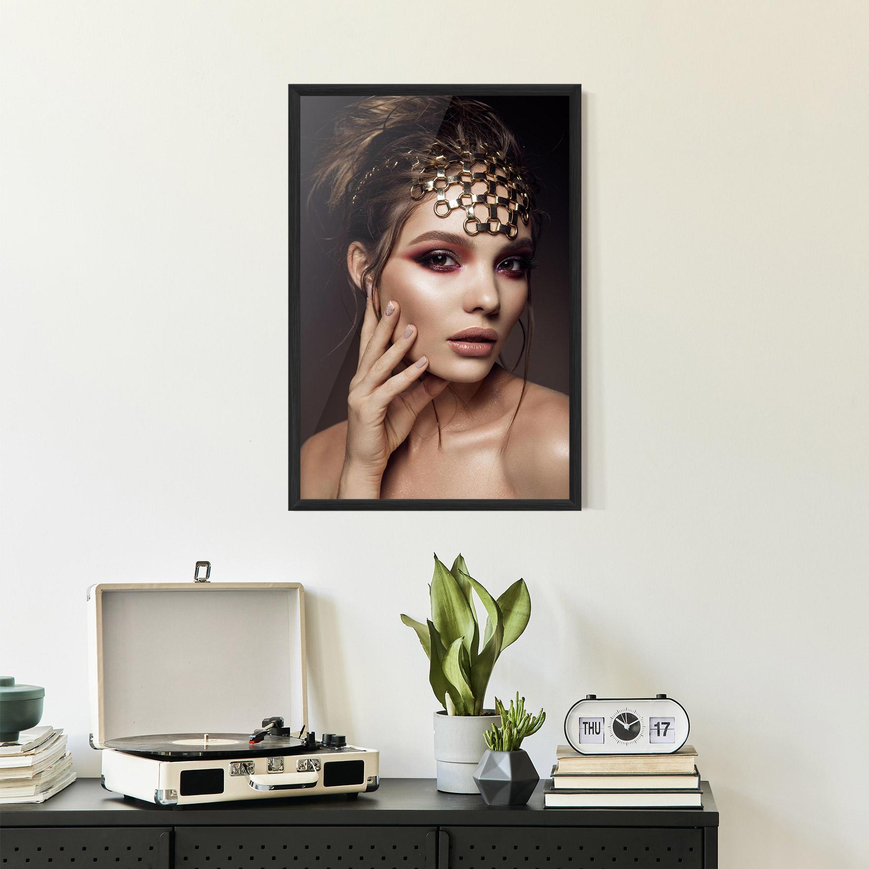 Gerahmte Poster Head Accessory mockup 2