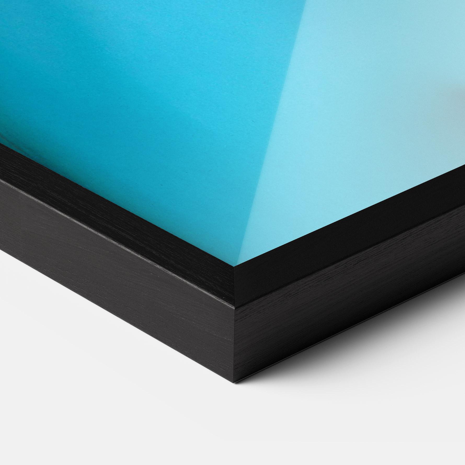 Gerahmte Poster Blue Light Earring mockup 3