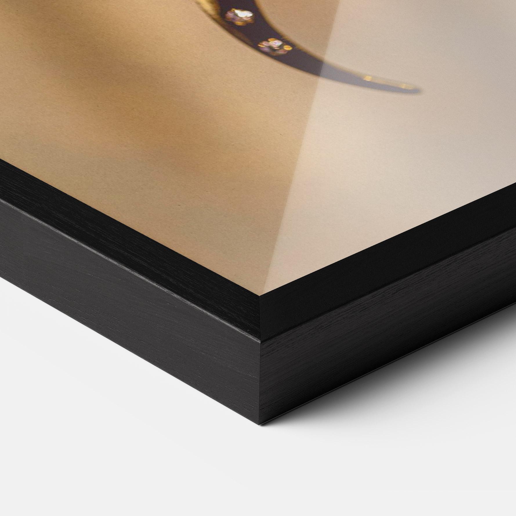 Gerahmte Poster Moon Blue Necklace mockup 3