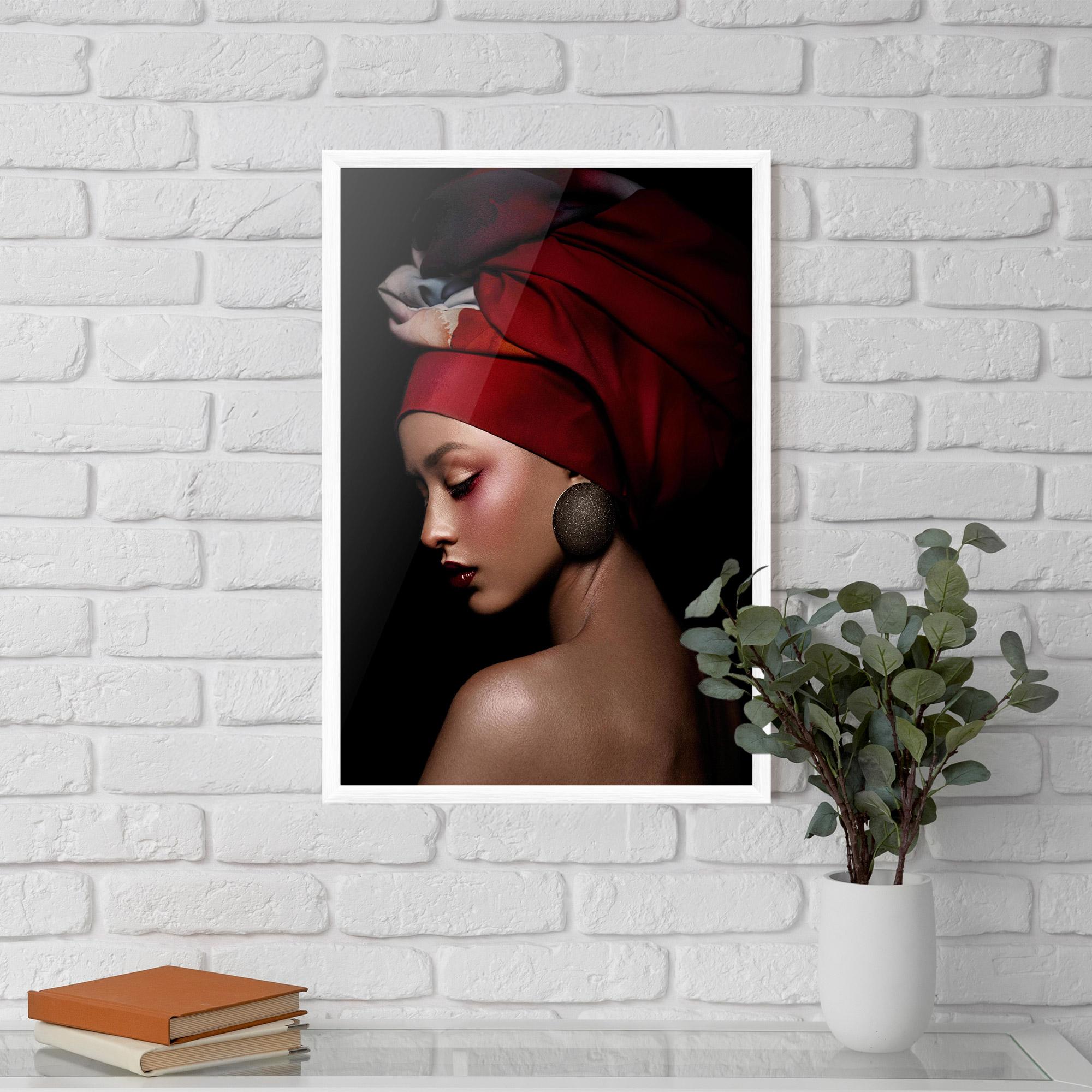 Gerahmte Poster Big Circle Earring mockup 5