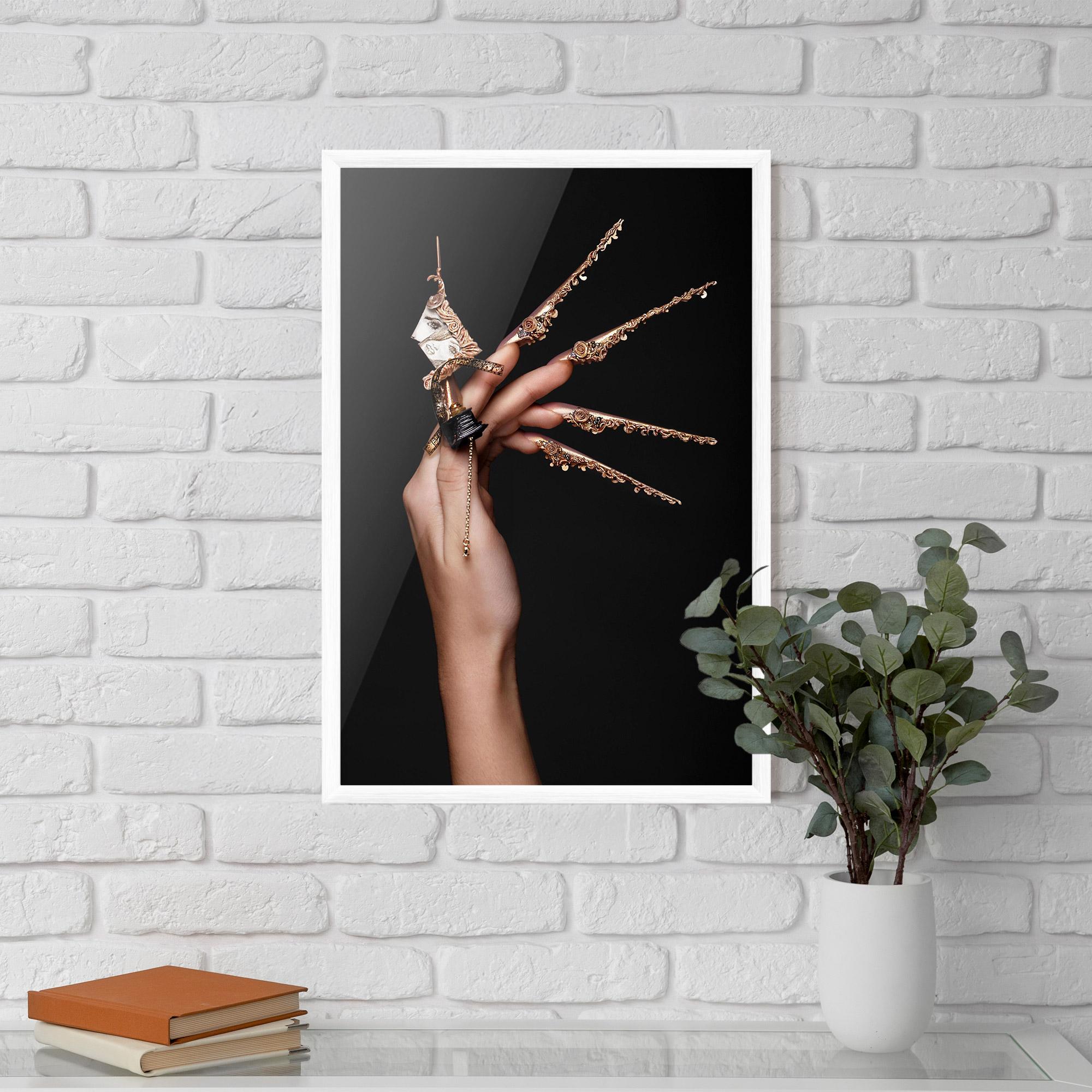 Gerahmte Poster Creative Design Nails mockup 5
