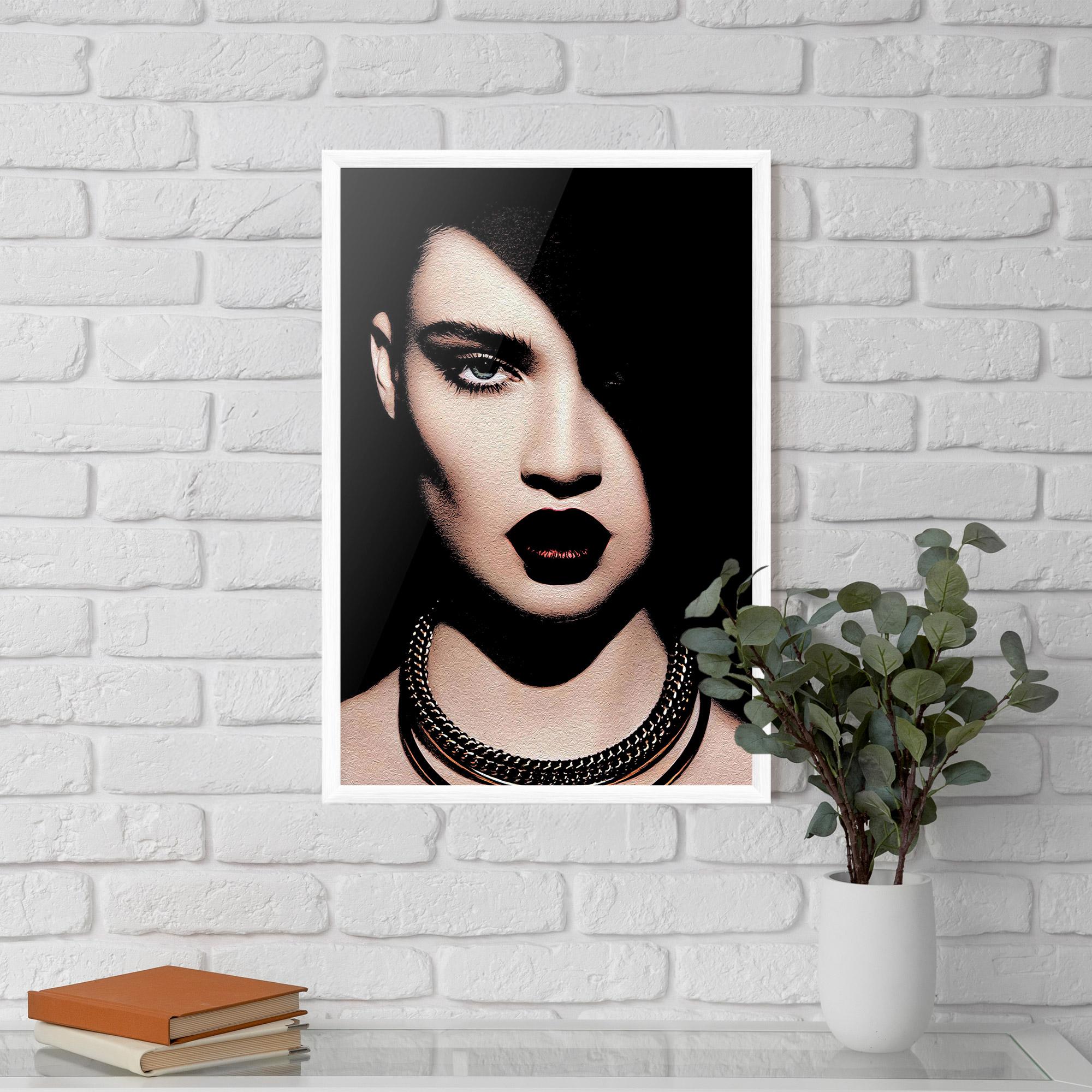 Gerahmte Poster Gold Necklace mockup 5