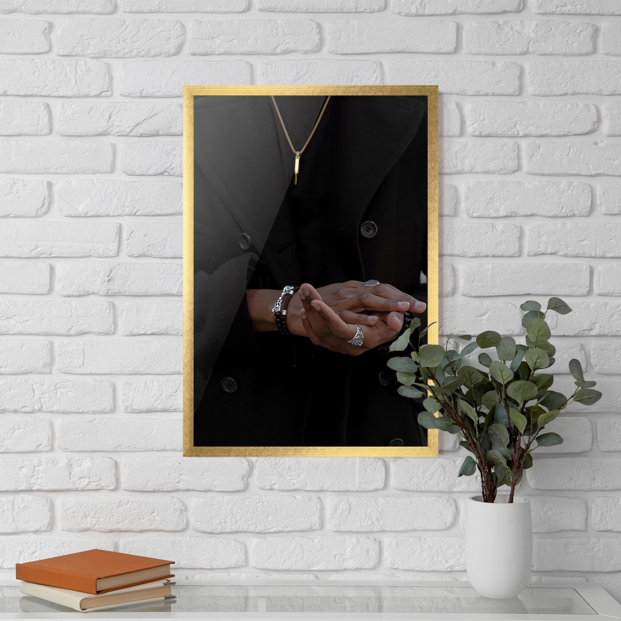 Gerahmte Poster Man Accessories mockup 5