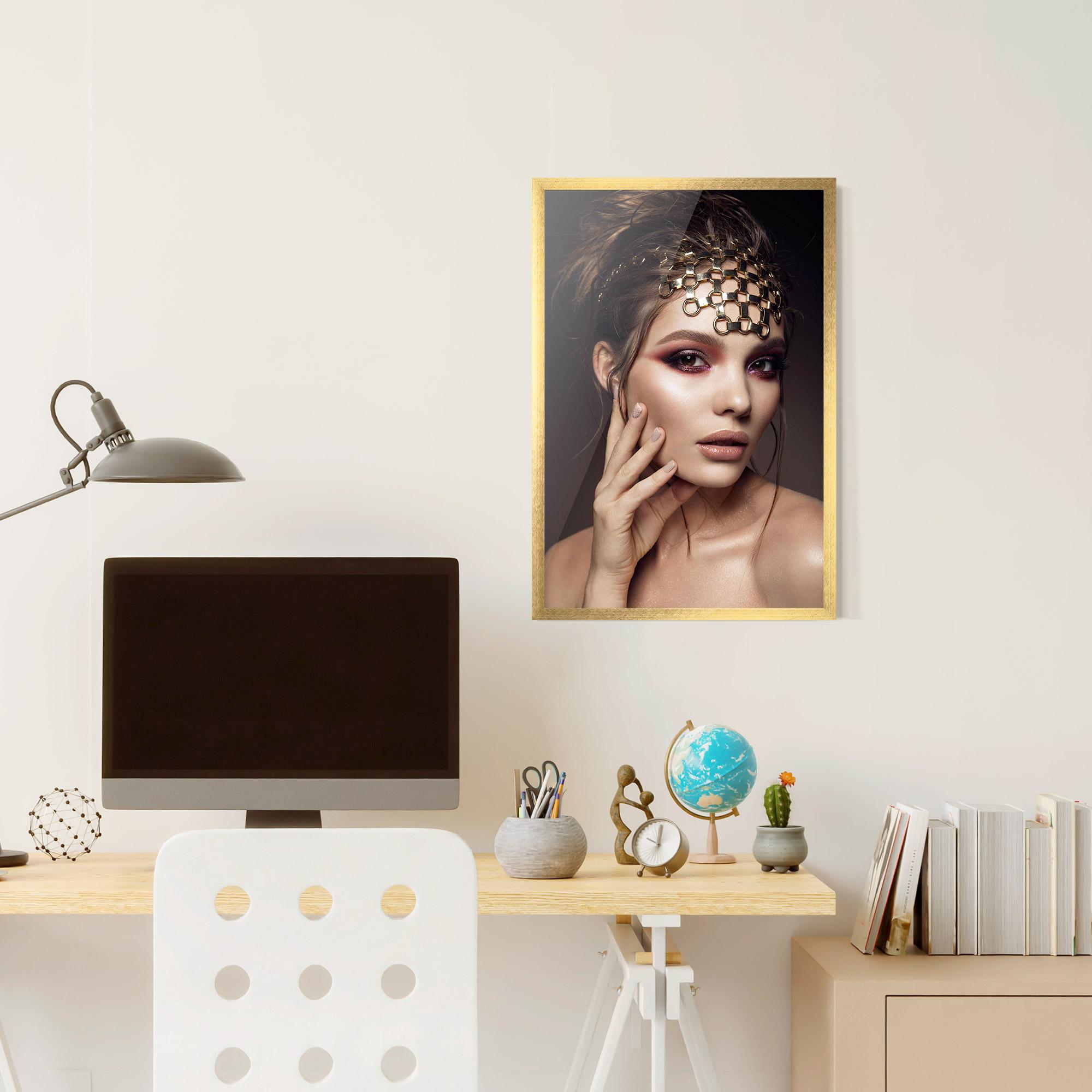 Gerahmte Poster Head Accessory mockup 6