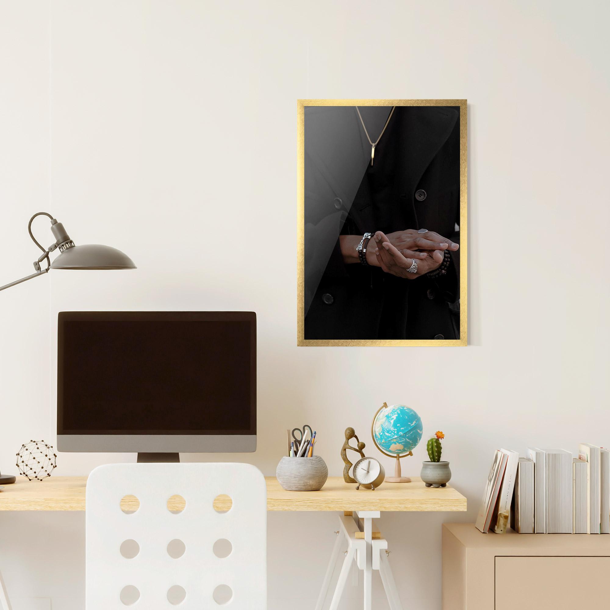 Gerahmte Poster Man Accessories mockup 6