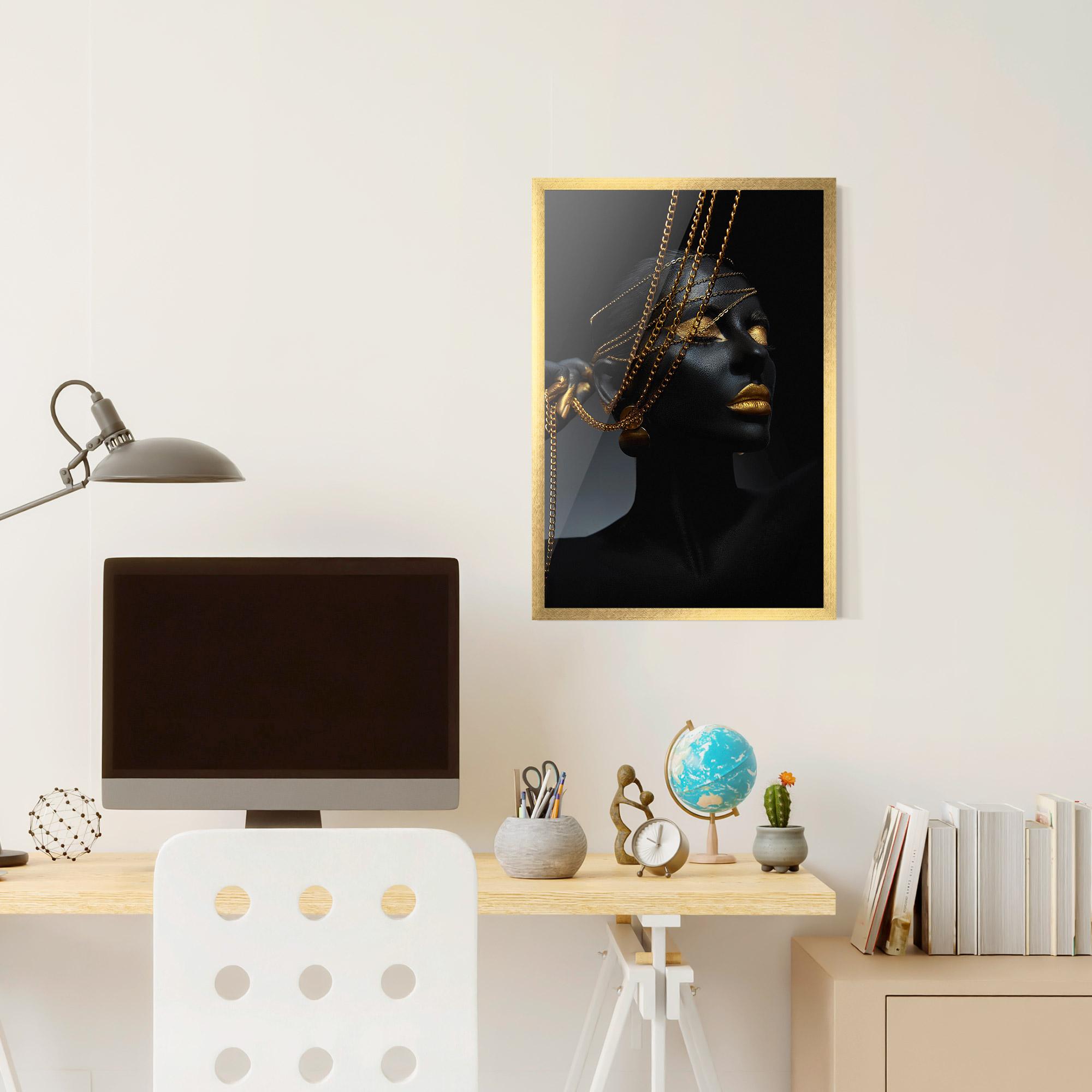 Gerahmte Poster Pretty Gold Chain mockup 6