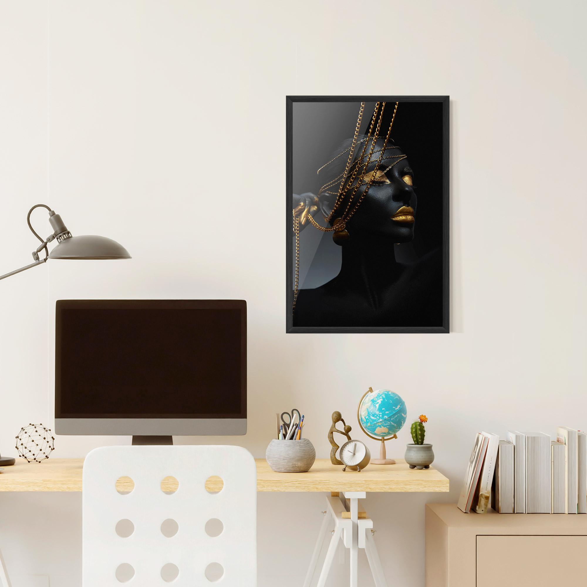 Gerahmte Poster Pretty Gold Chain mockup 6