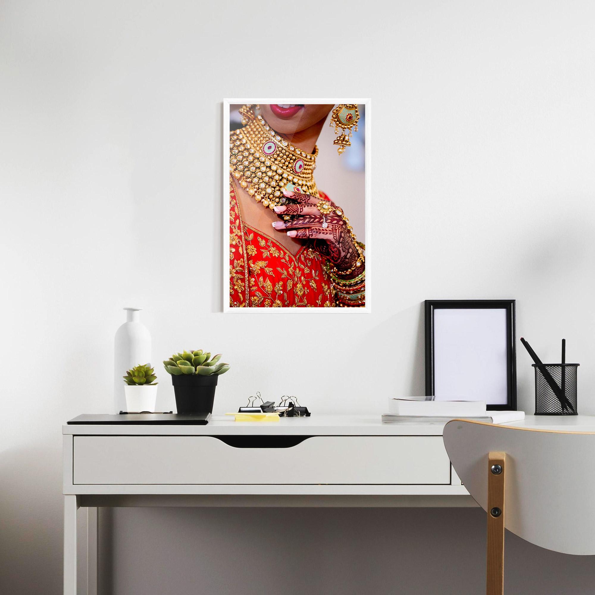 Gerahmte Poster Gold Beautiful Jewelry mockup 7