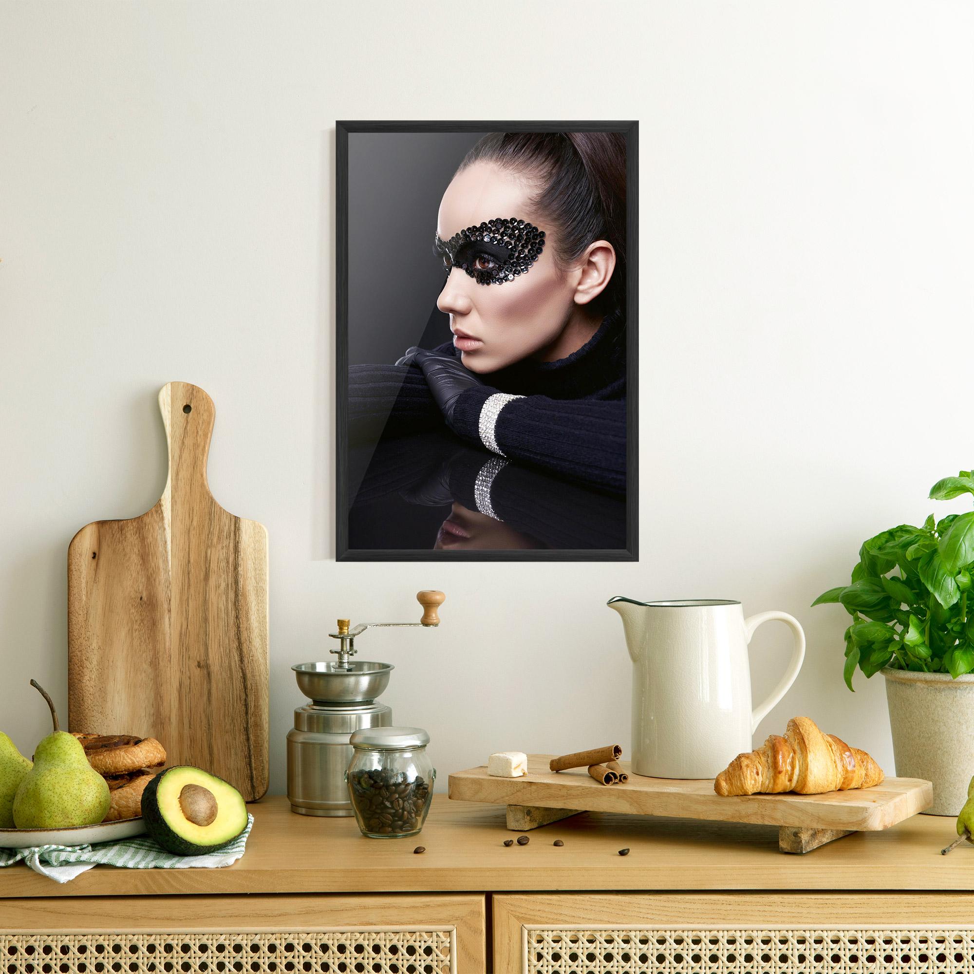 Gerahmte Poster Mirrored Bracelet mockup 8