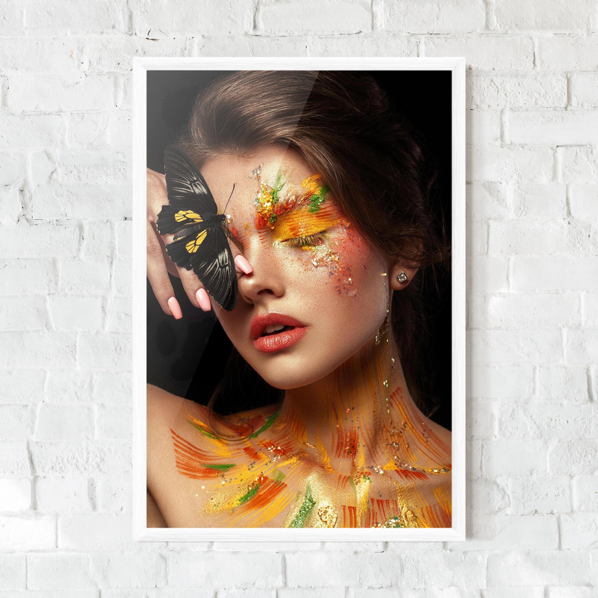 Gerahmte Poster Butterflu Makeup mockup 0
