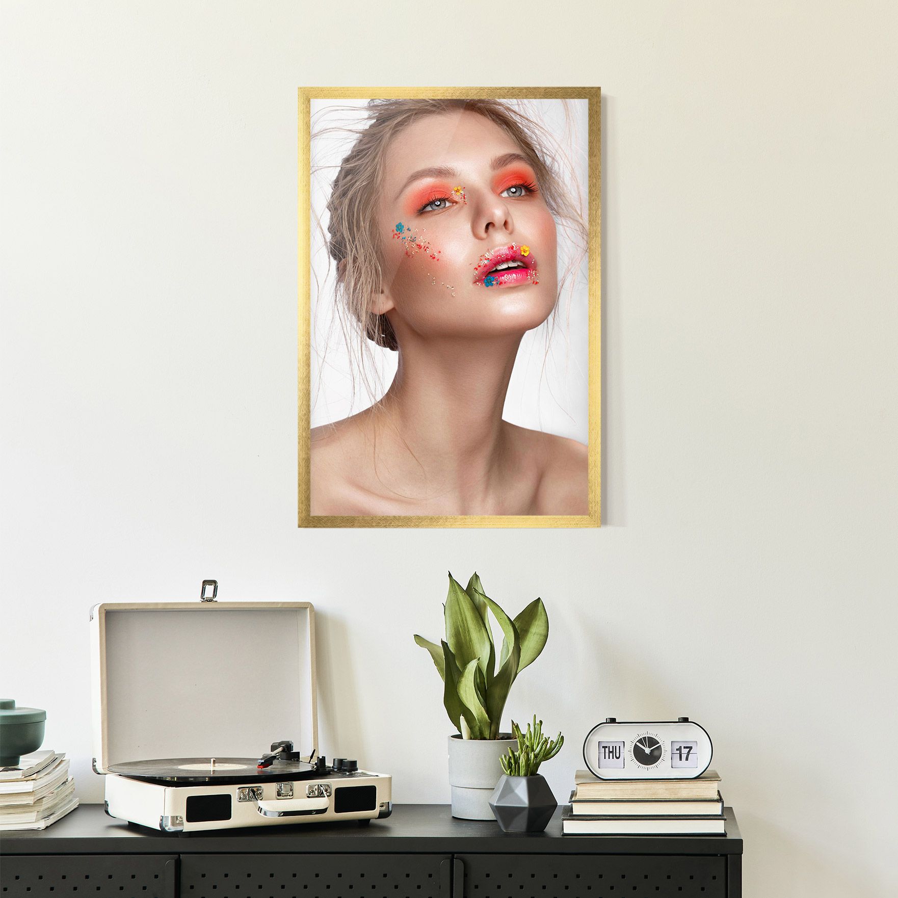 Lips Flower mockup 2