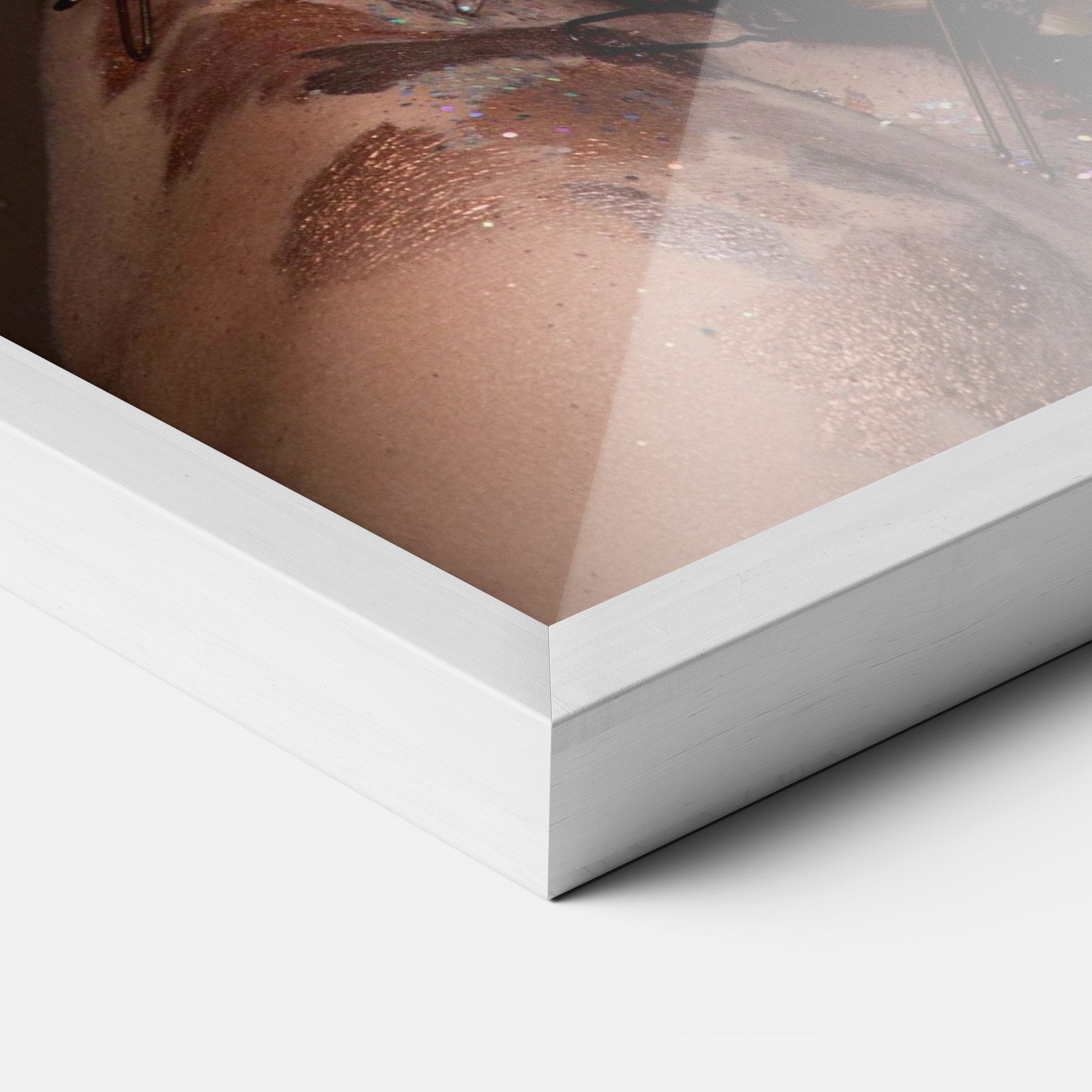 Purple Eyelashes mockup 3