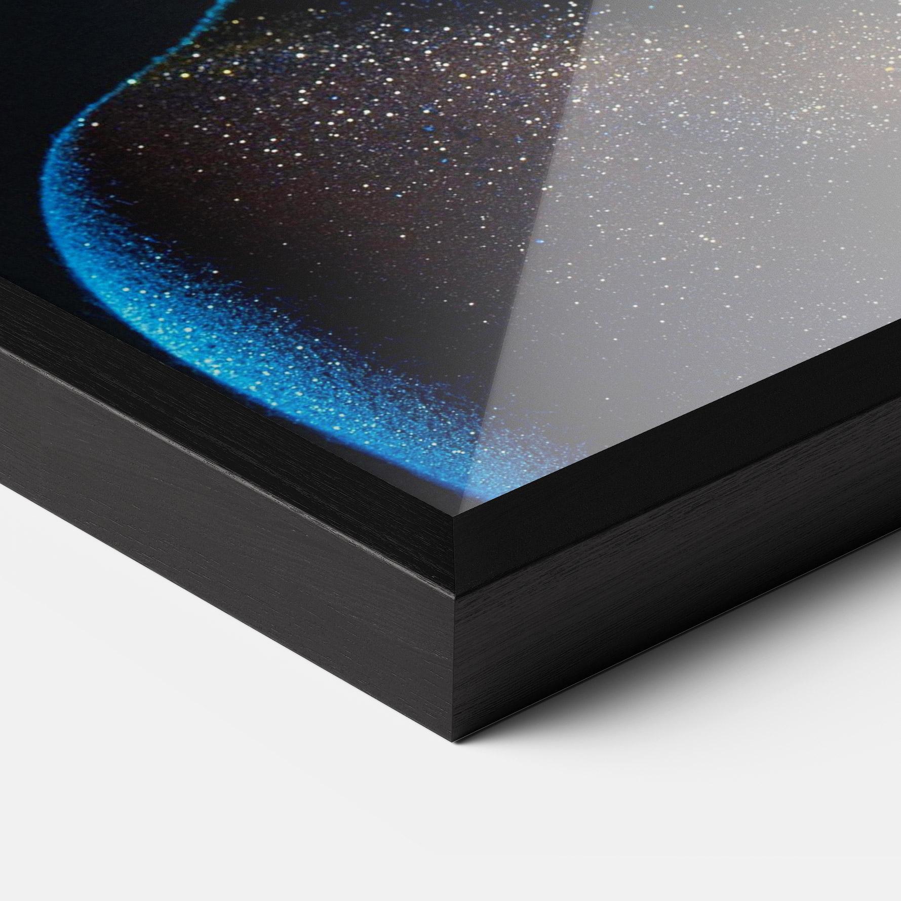 Gerahmte Poster Blue Hair Hands mockup 3