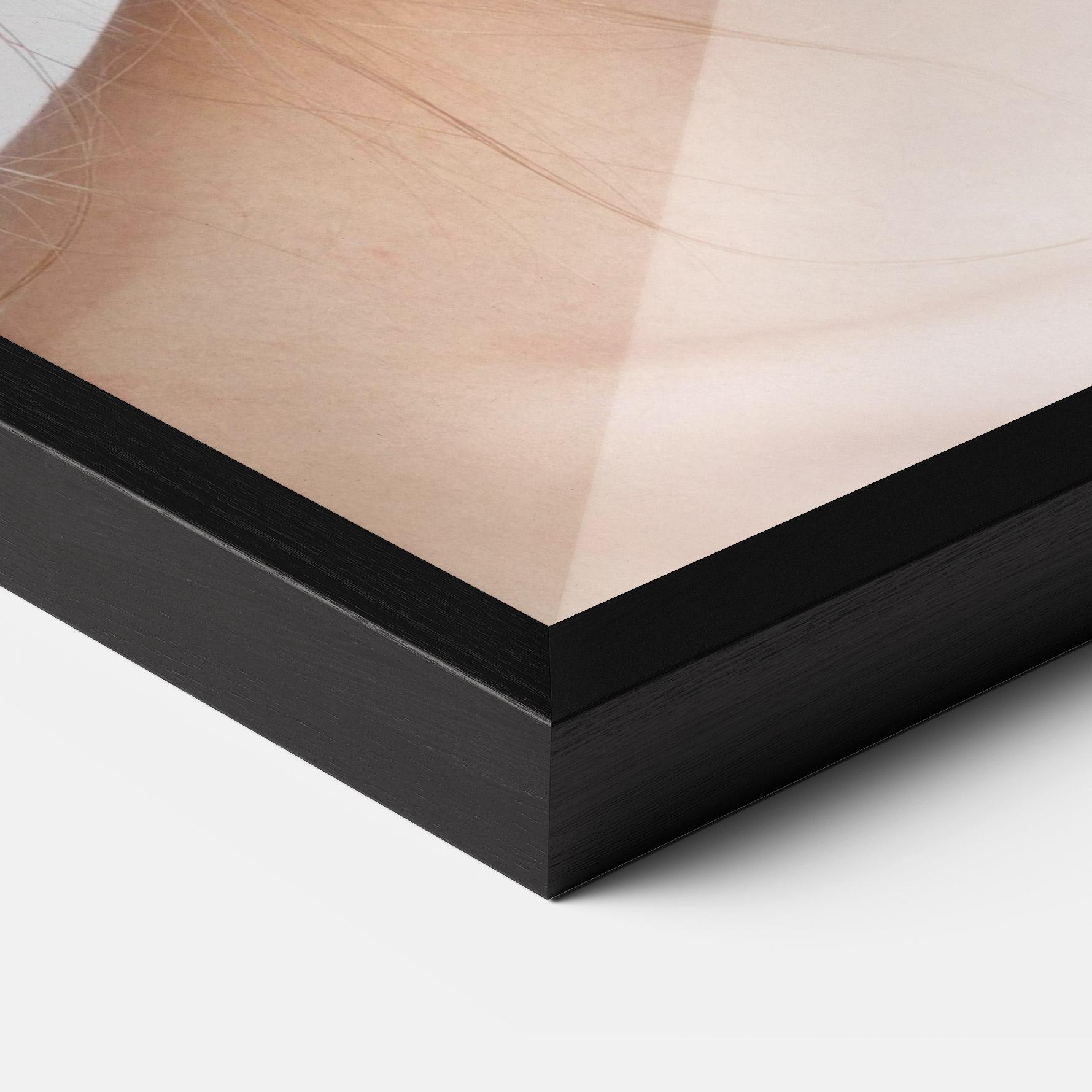 Gerahmte Poster Lips Flower mockup 3