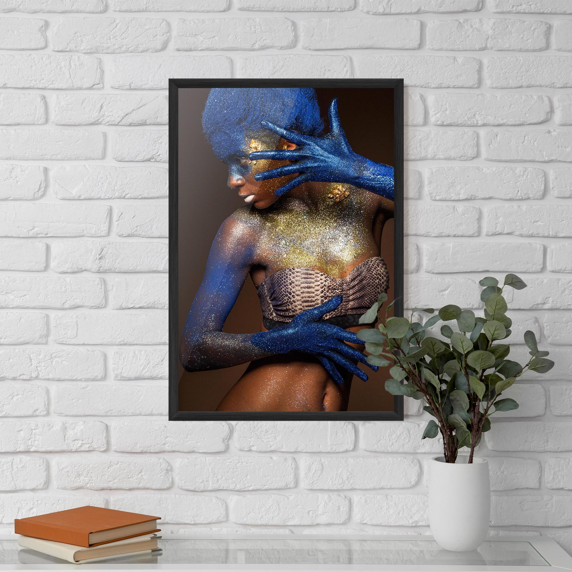 Gerahmte Poster Blue Hair Make Up mockup 5