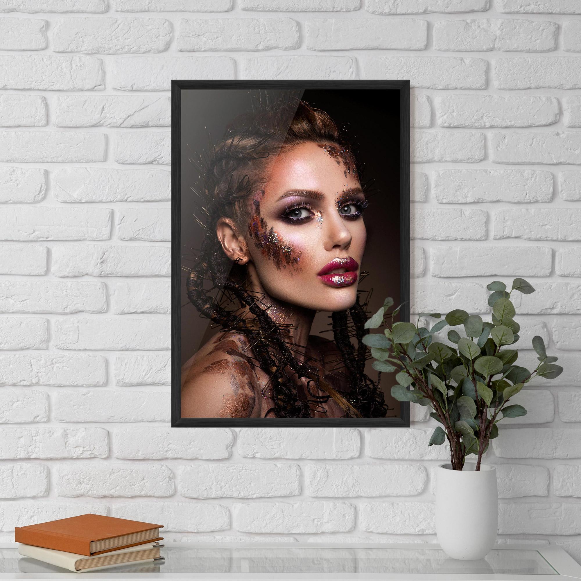 Gerahmte Poster Purple Eyelashes mockup 5