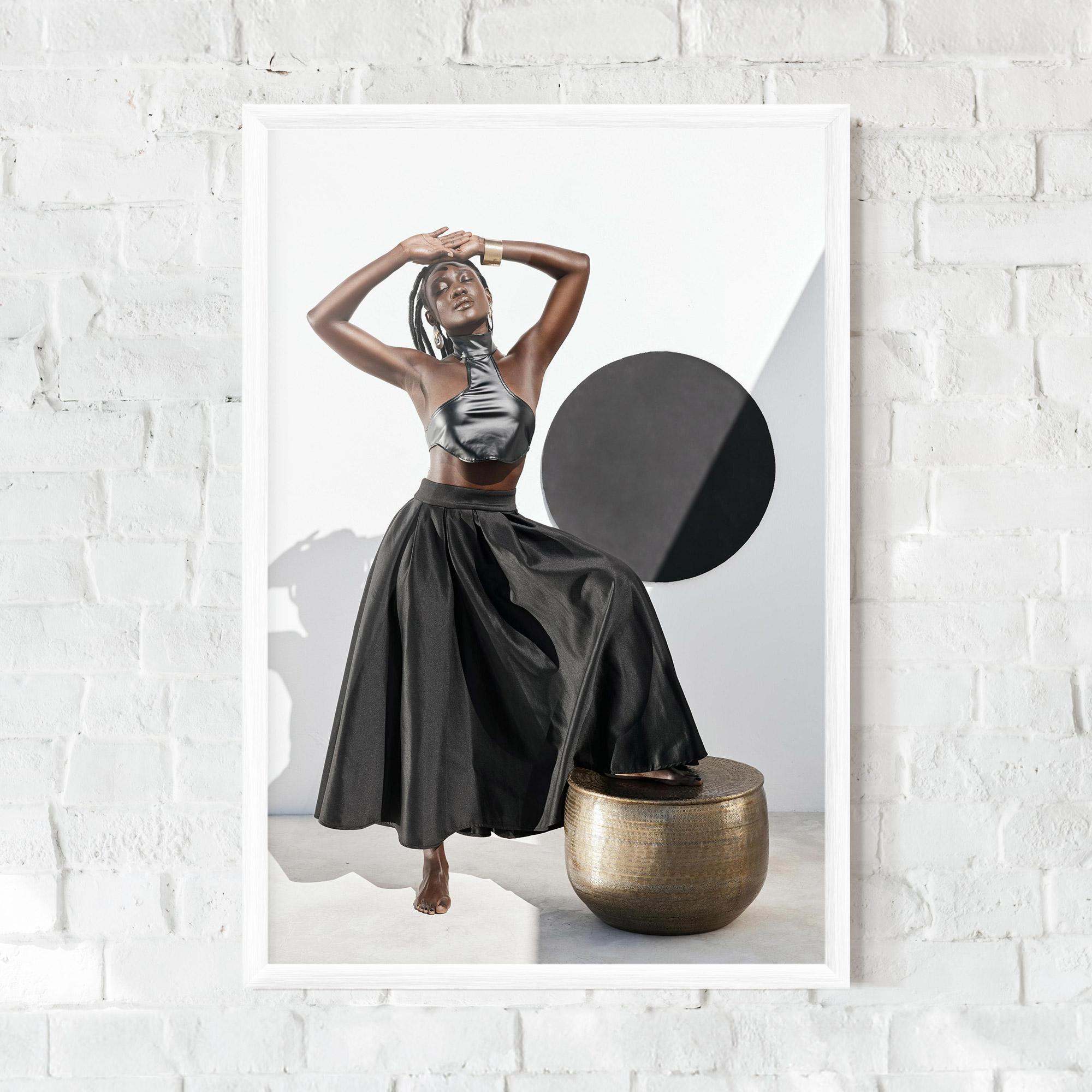 Gerahmte Poster Confidence Queen mockup 0