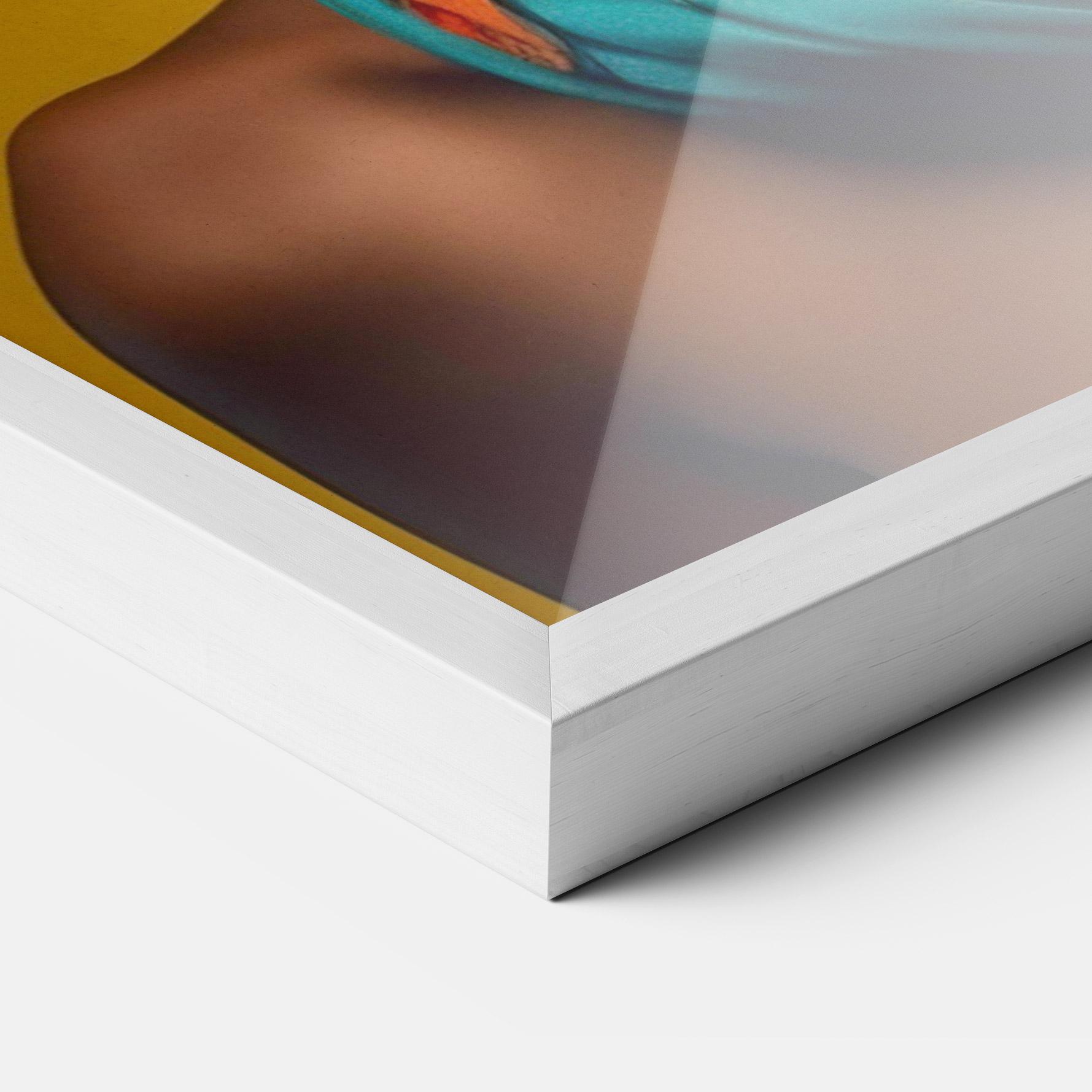 Gerahmte Poster African Yellow Portrait mockup 3