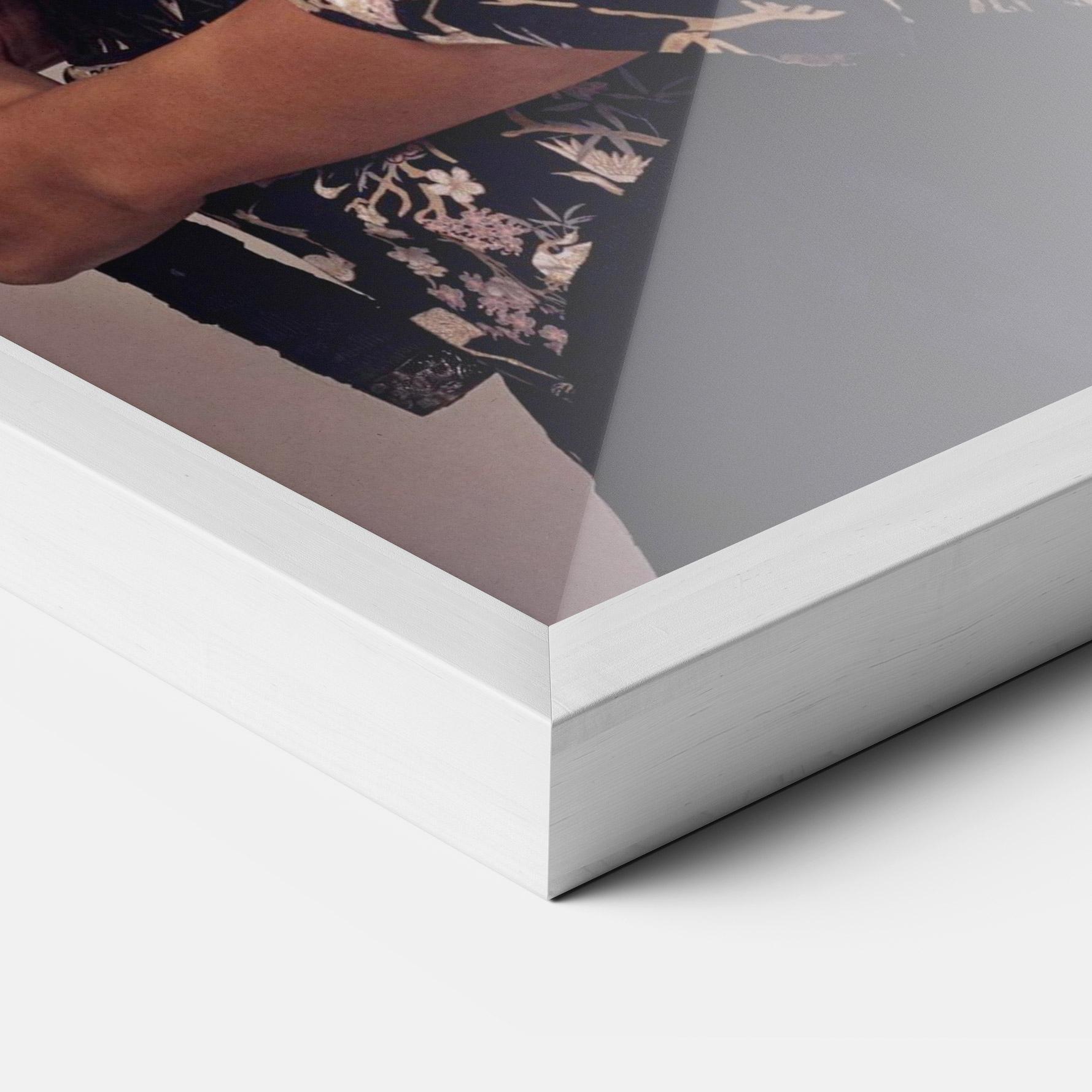 Gerahmte Poster Warrior Mirrored Woman mockup 3