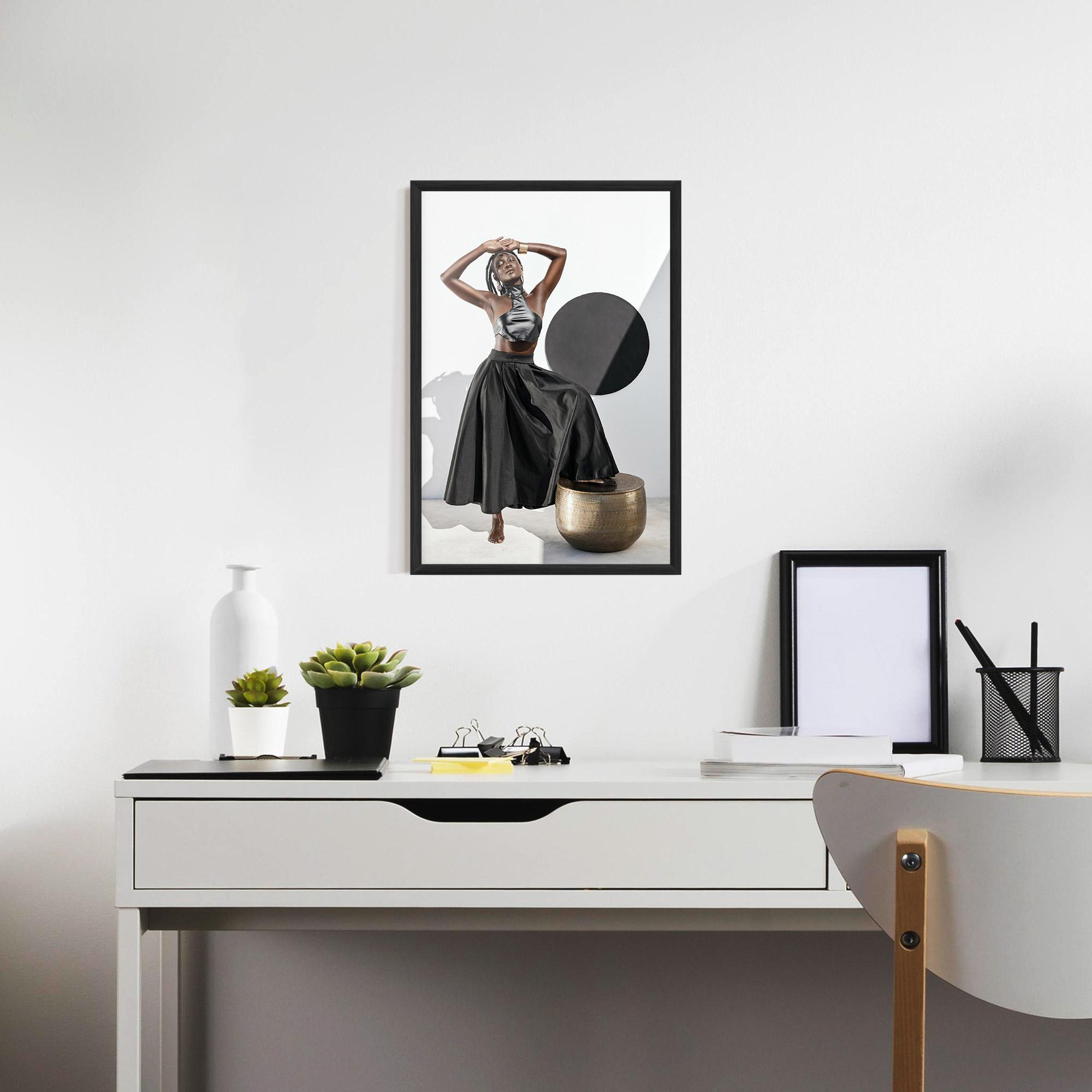 Gerahmte Poster Confidence Queen mockup 7