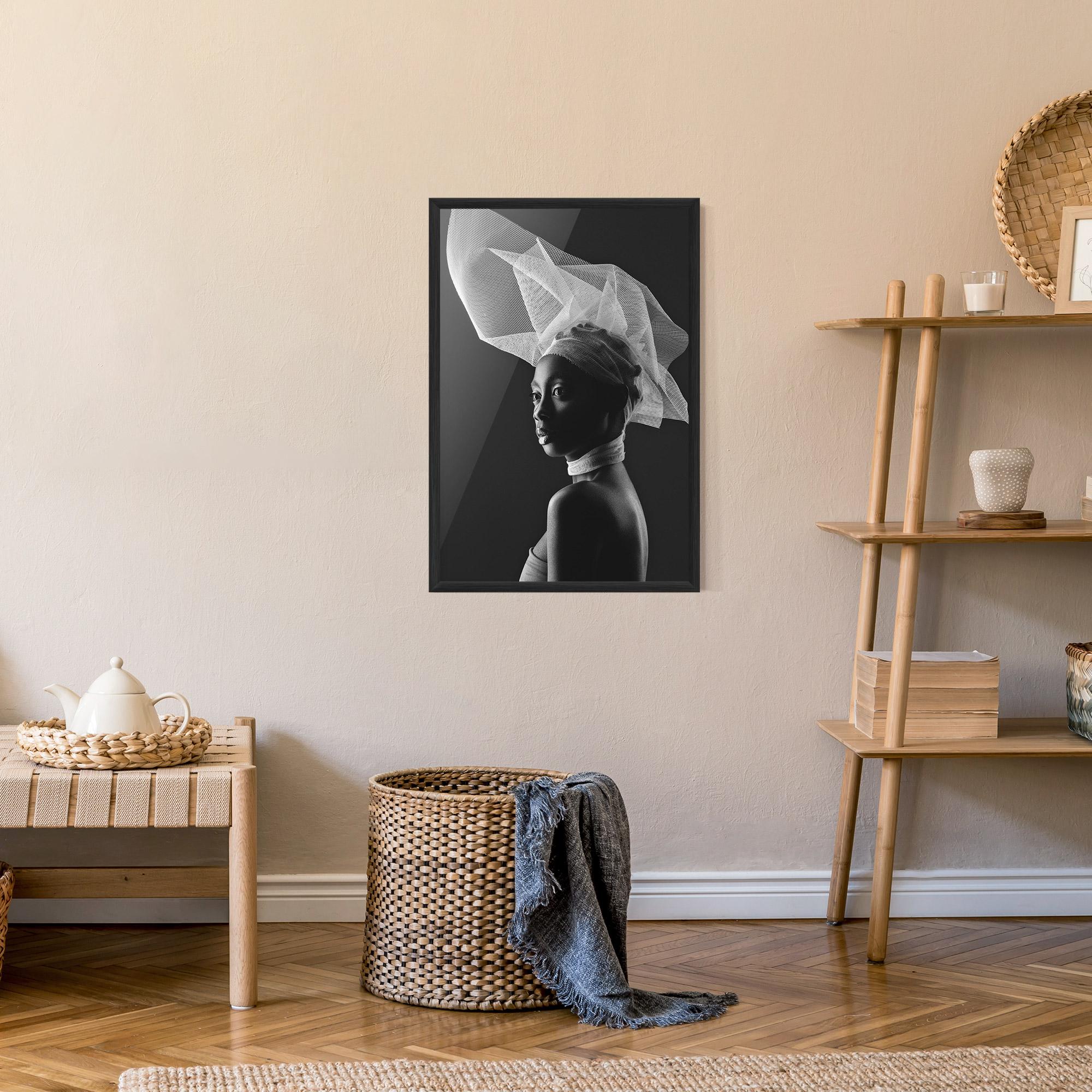 Gerahmte Poster Veil Hat Woman mockup 9