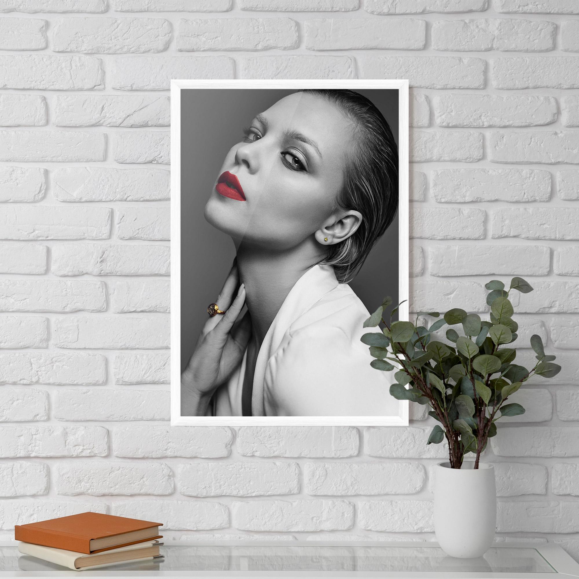 Gerahmte Poster Red Lips White Jacket mockup 5
