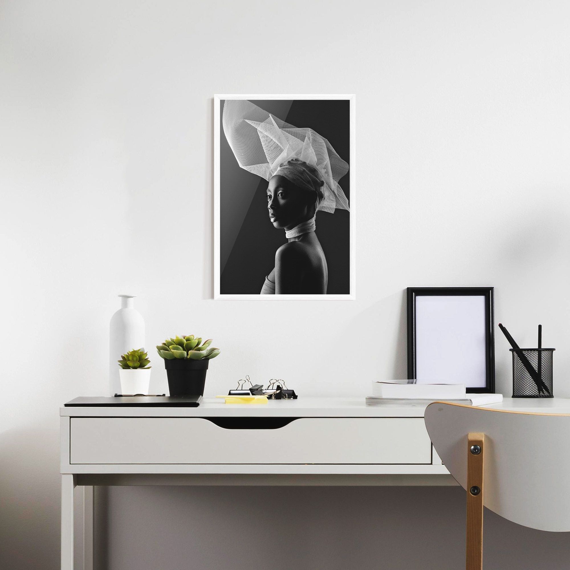 Veil Hat Woman mockup 7