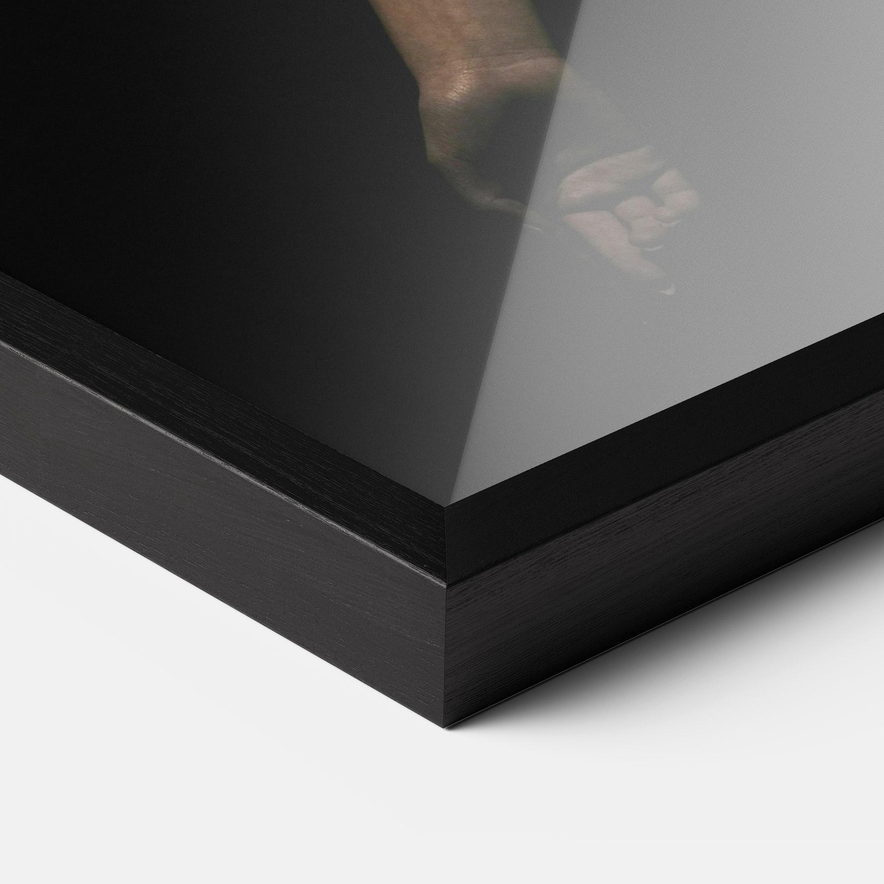 Gerahmte Poster Dancing Vintage Clothes mockup 3