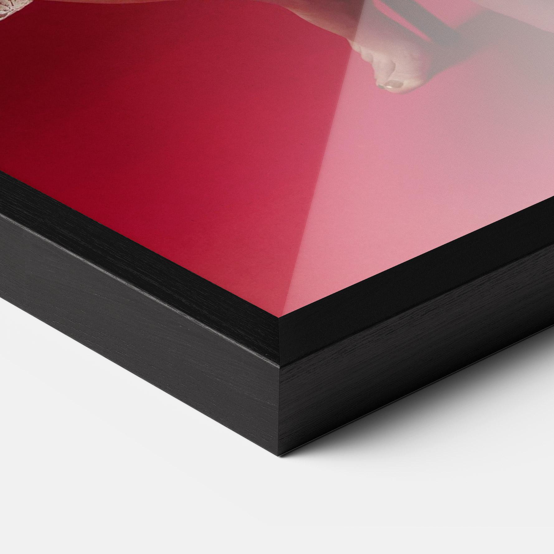 Gerahmte Poster Medieval Redhead Woman mockup 3