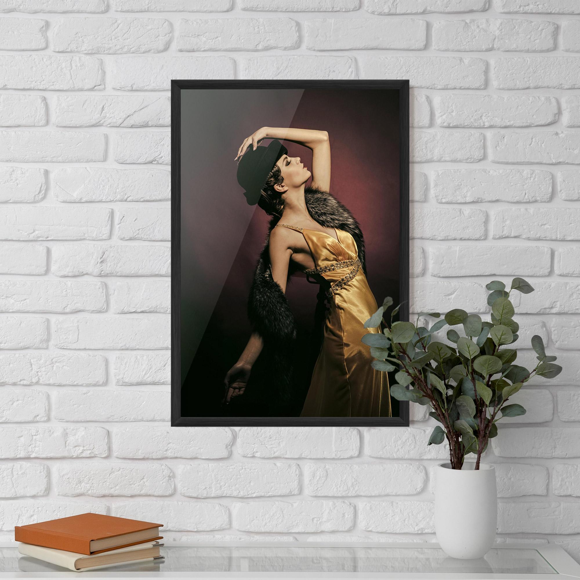 Gerahmte Poster Dancing Vintage Clothes mockup 5