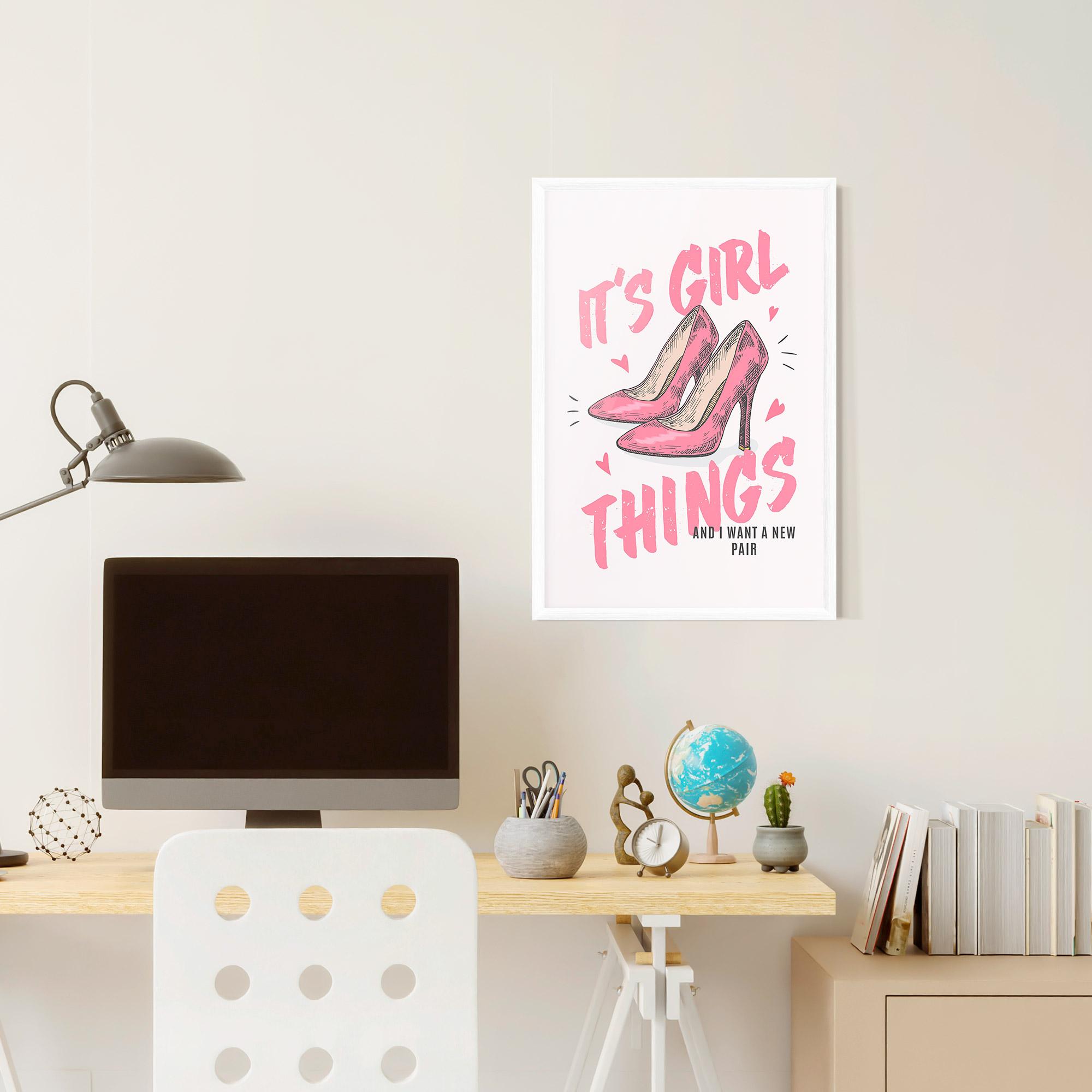 Gerahmte Poster Girl Things mockup 6