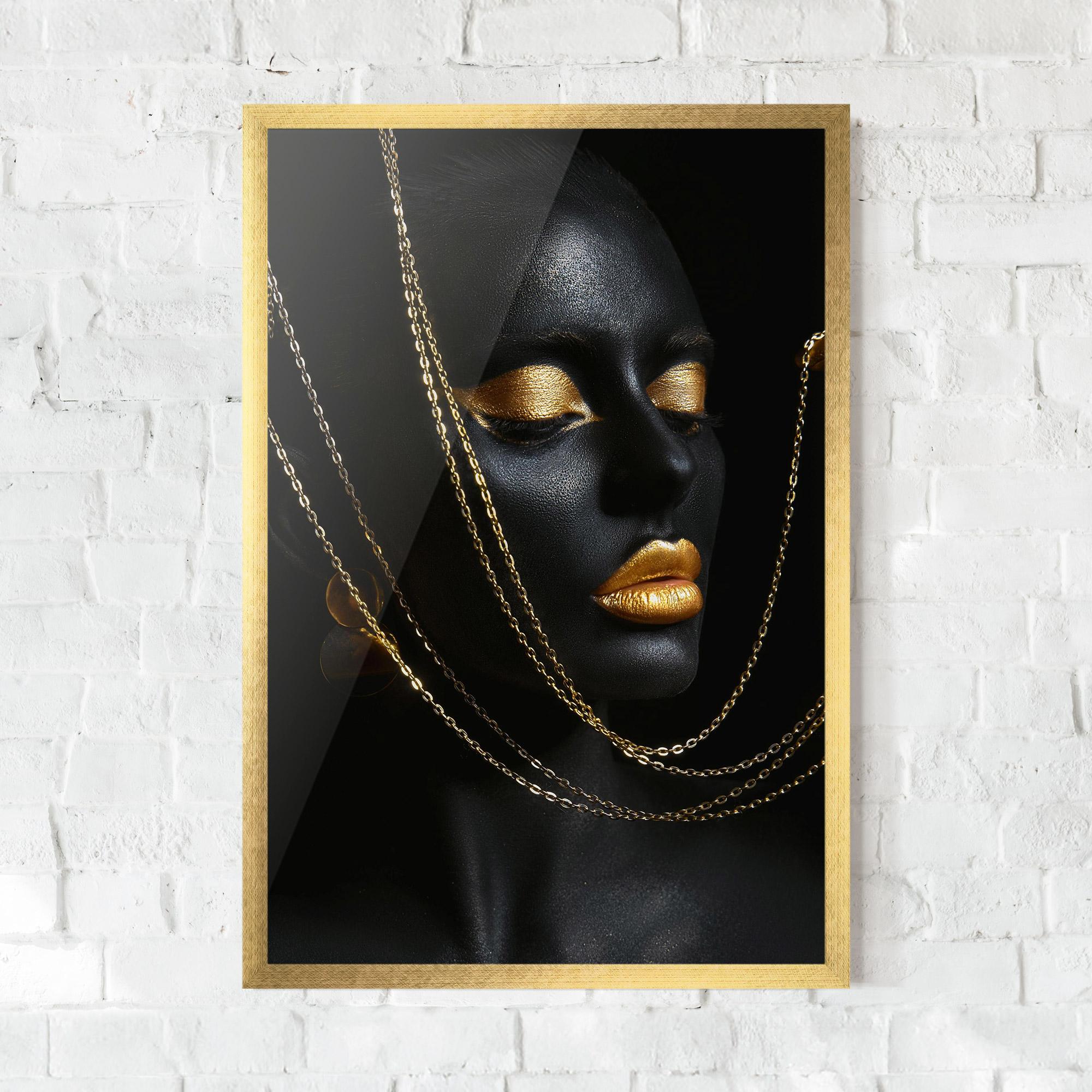 Gerahmte Poster Chain Gold Lips mockup 0