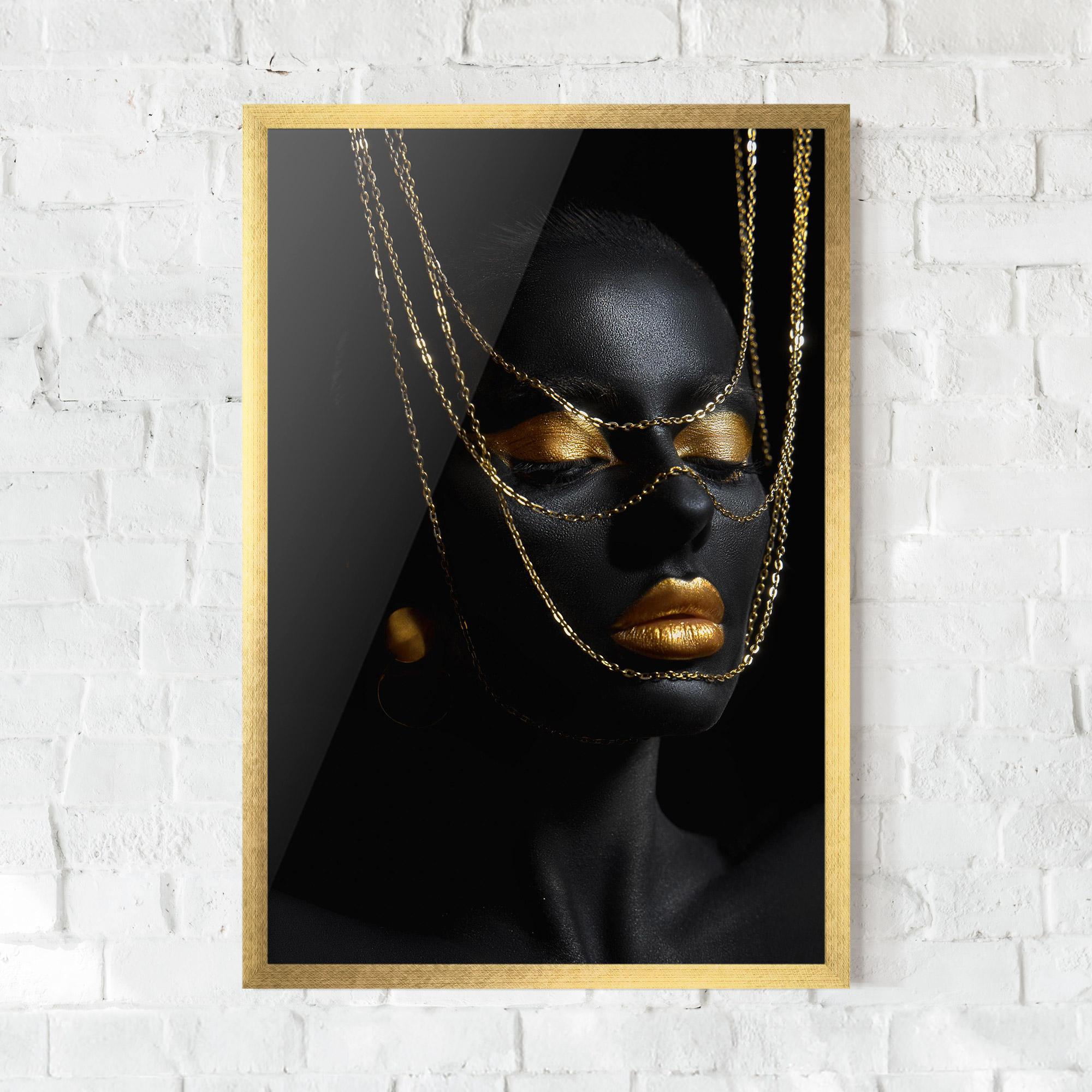 Gerahmte Poster Gold Chain Girl mockup 0