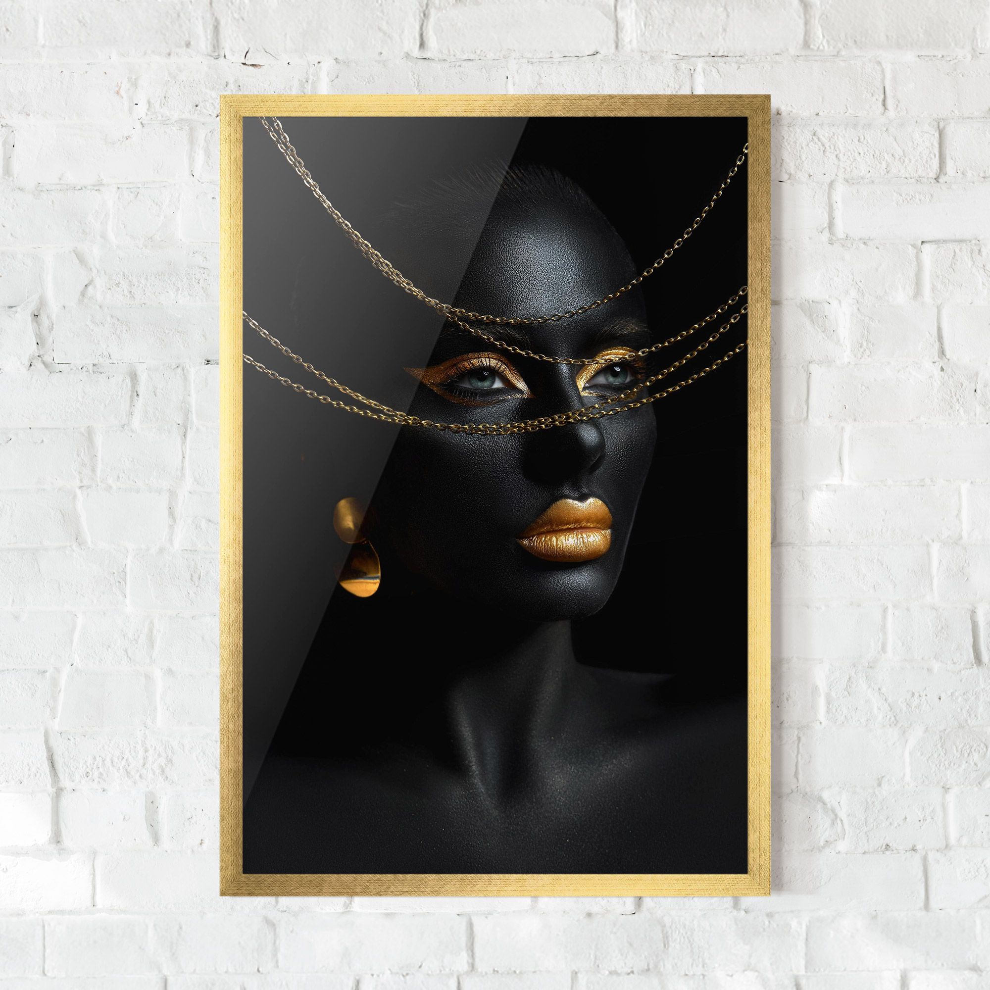 Gold Chain Woman mockup 0