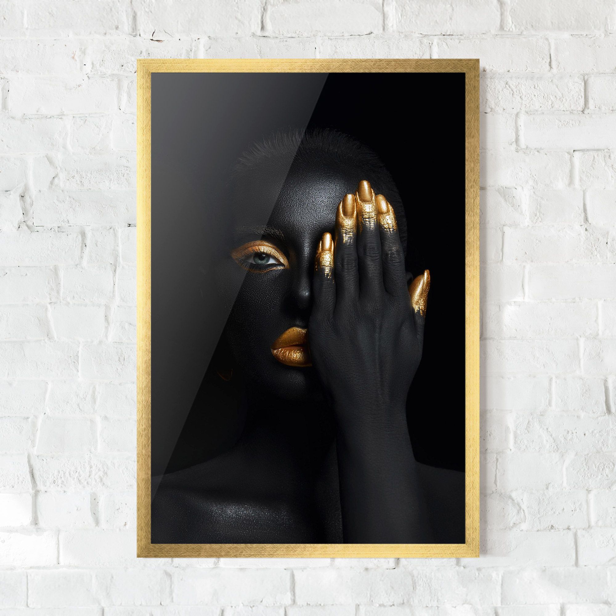 Gold Makeup Chain mockup 0