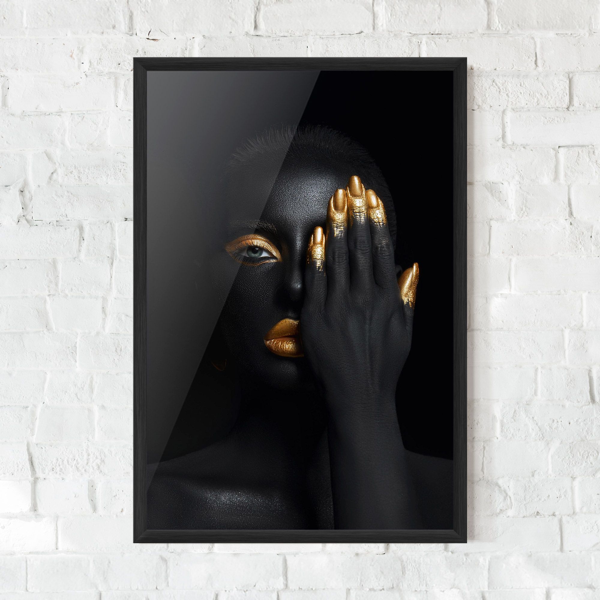 Gold Makeup Chain mockup 0