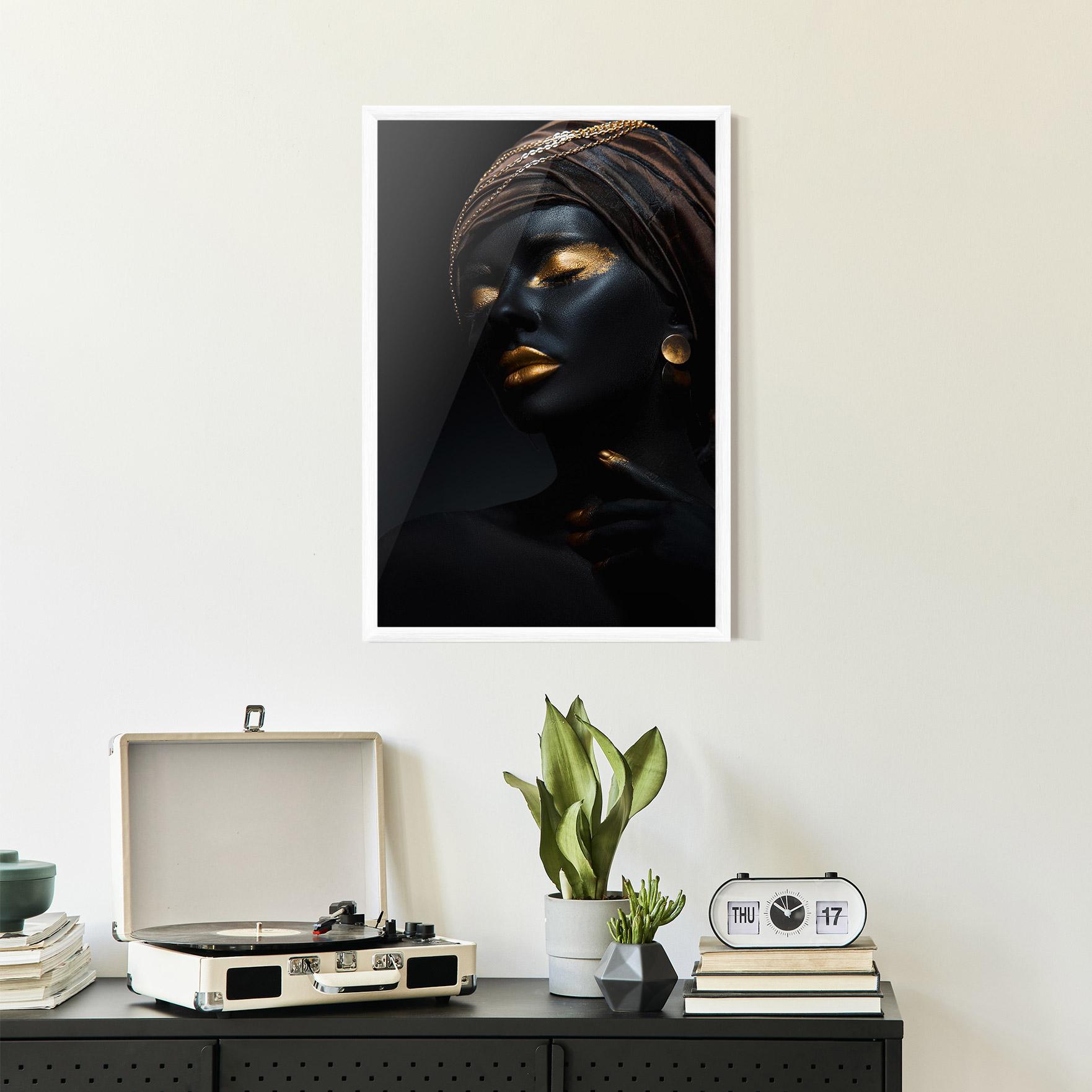 Gerahmte Poster Black Gold Skin mockup 2