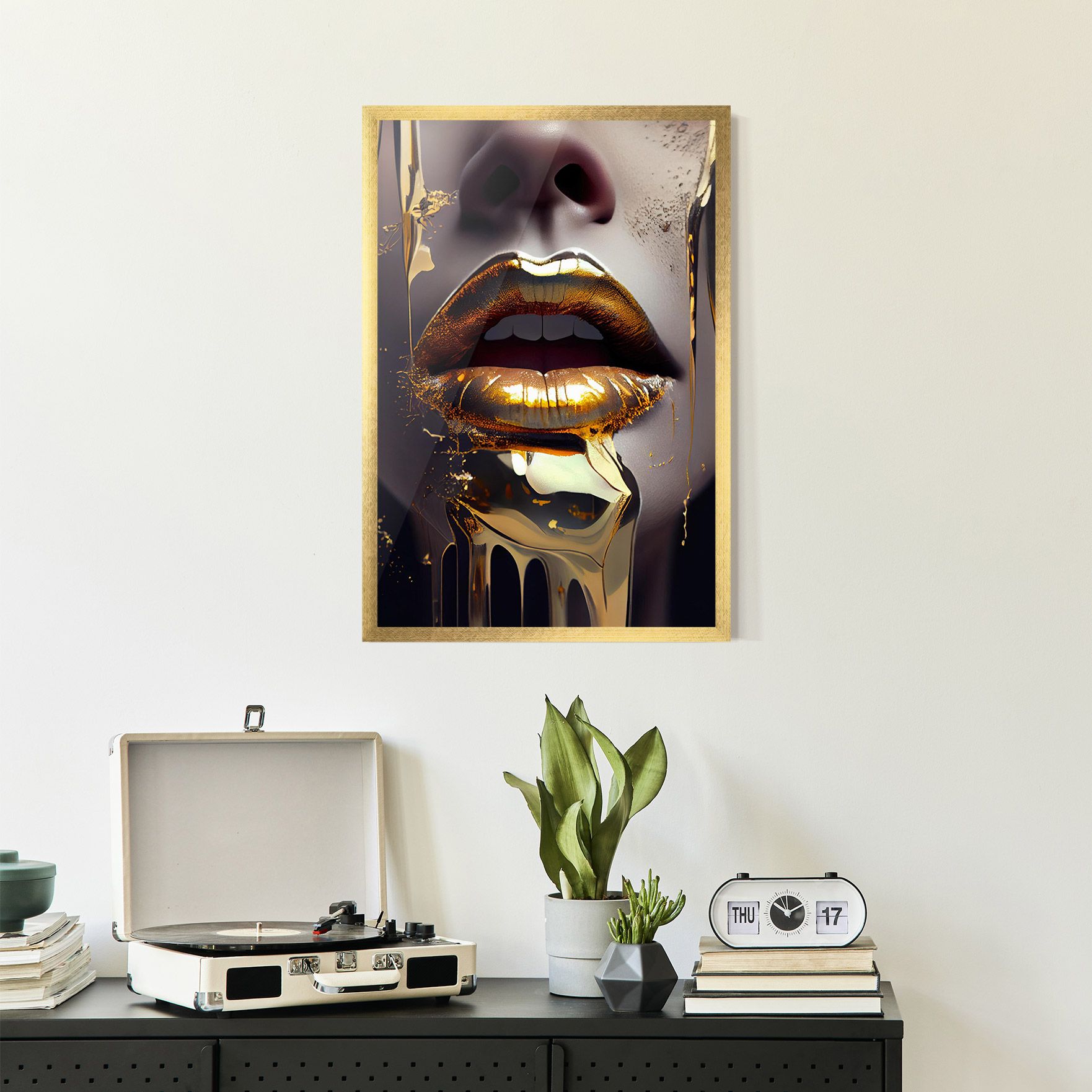 Glamorous Gold Lips mockup 2