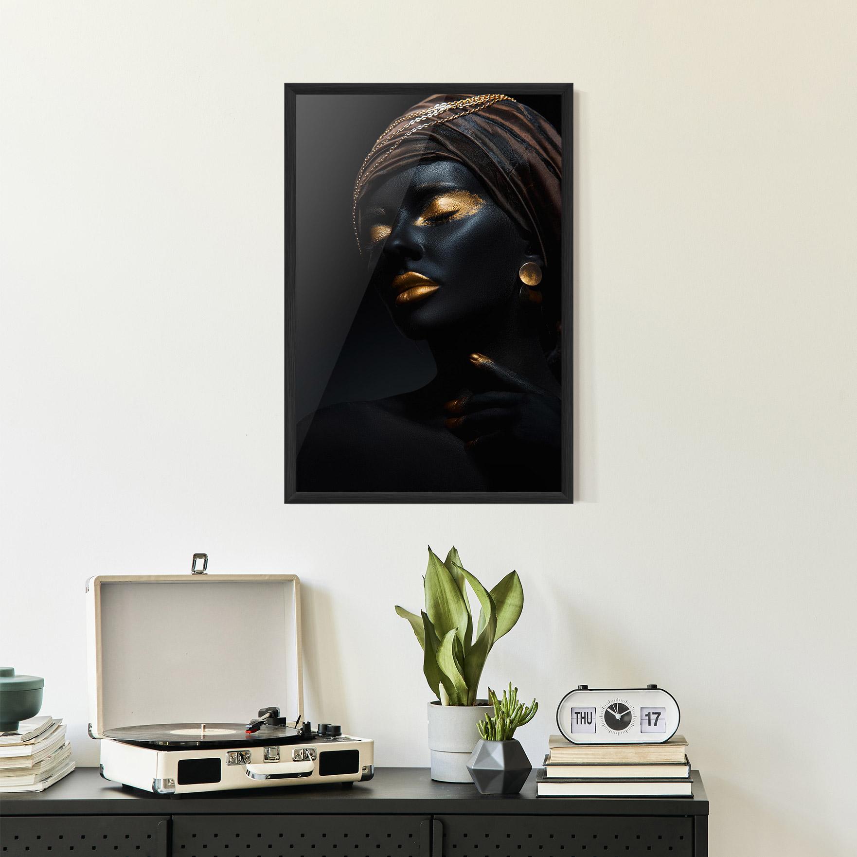Gerahmte Poster Black Gold Skin mockup 2