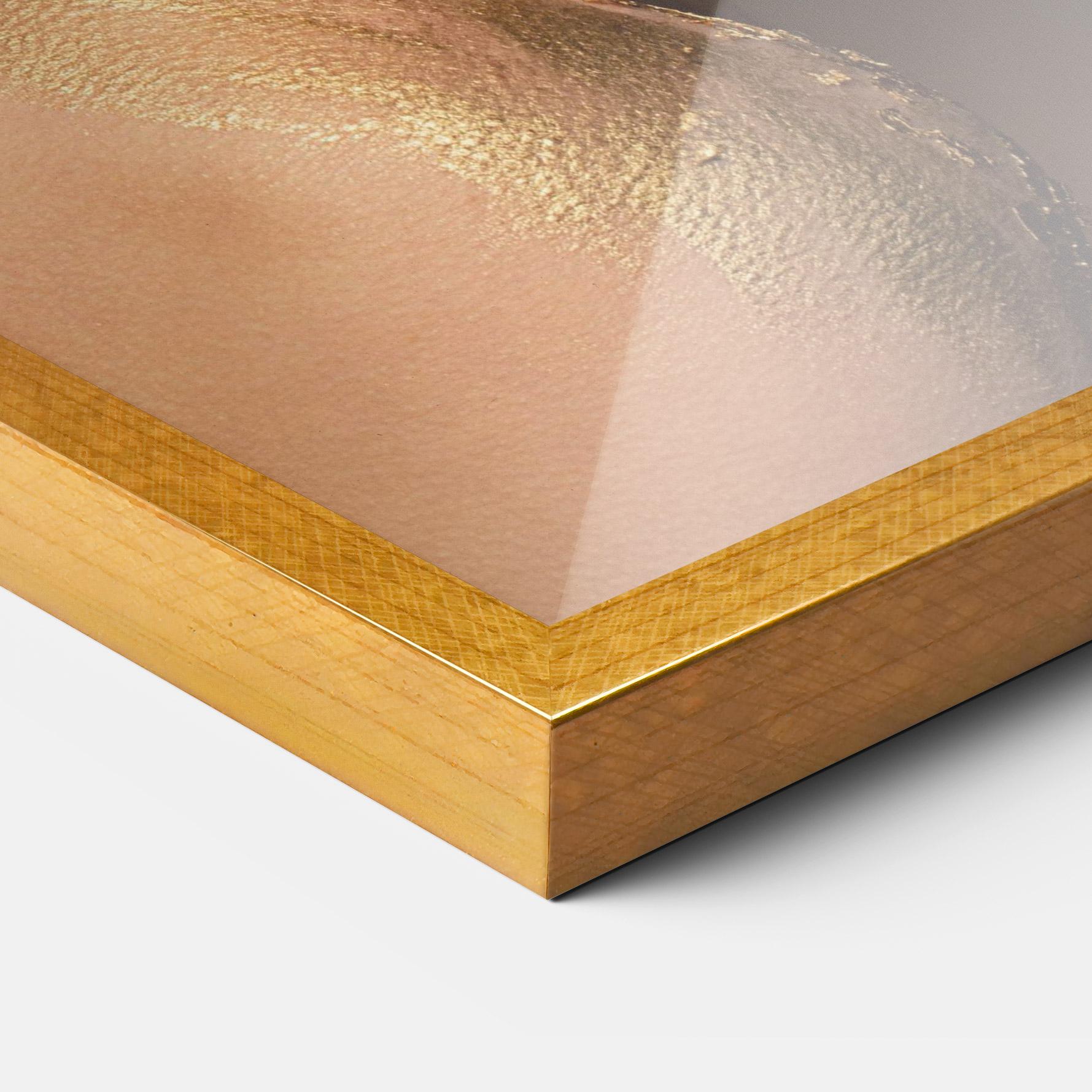 Gerahmte Poster Golden Foil Face mockup 3