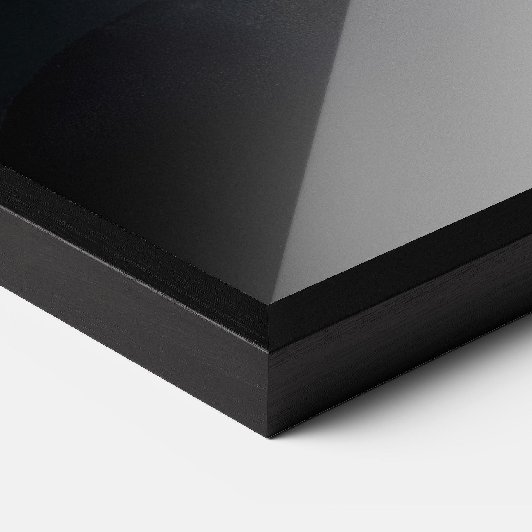 Gerahmte Poster Black Gold Skin mockup 3