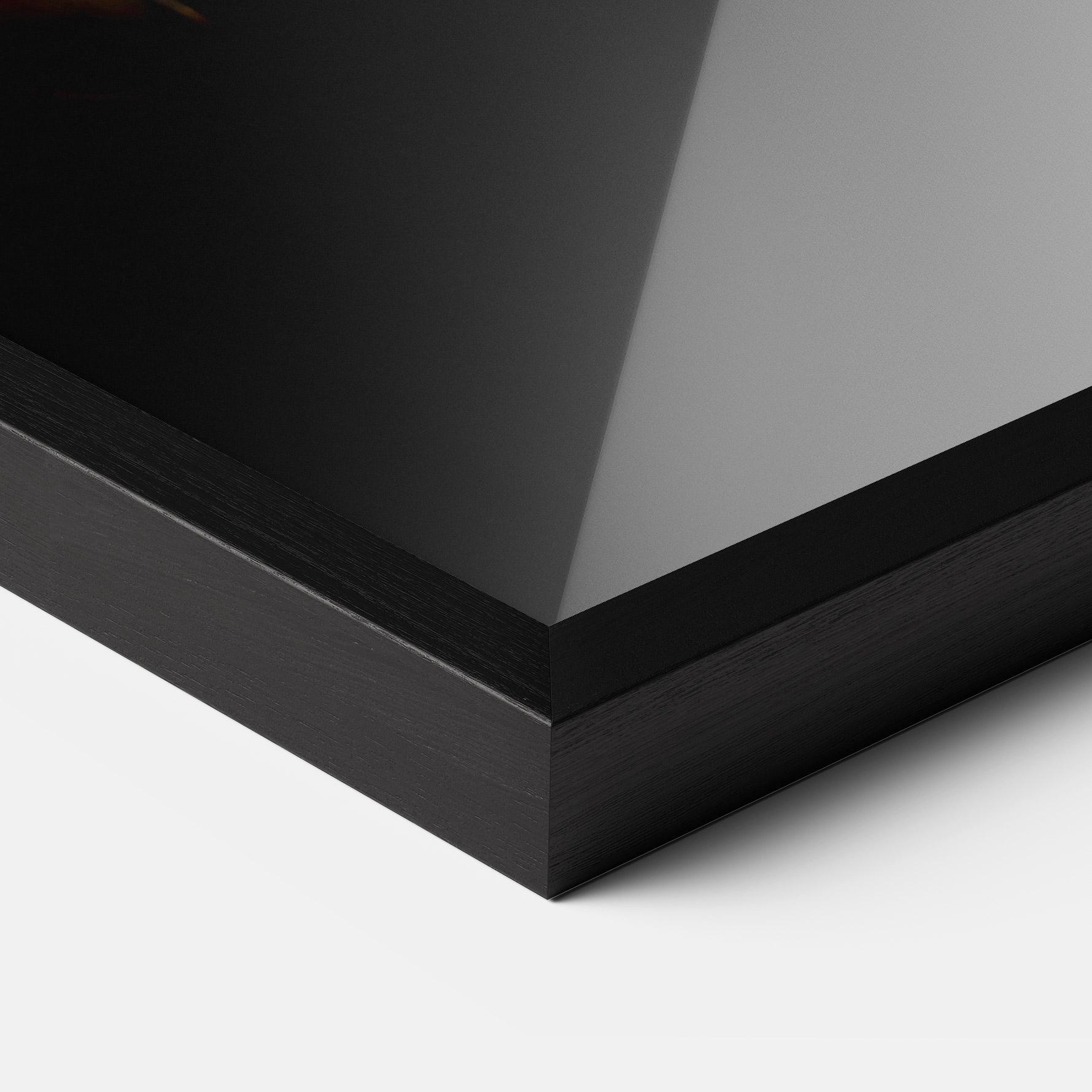 Gerahmte Poster Chain Grey Eyes mockup 3