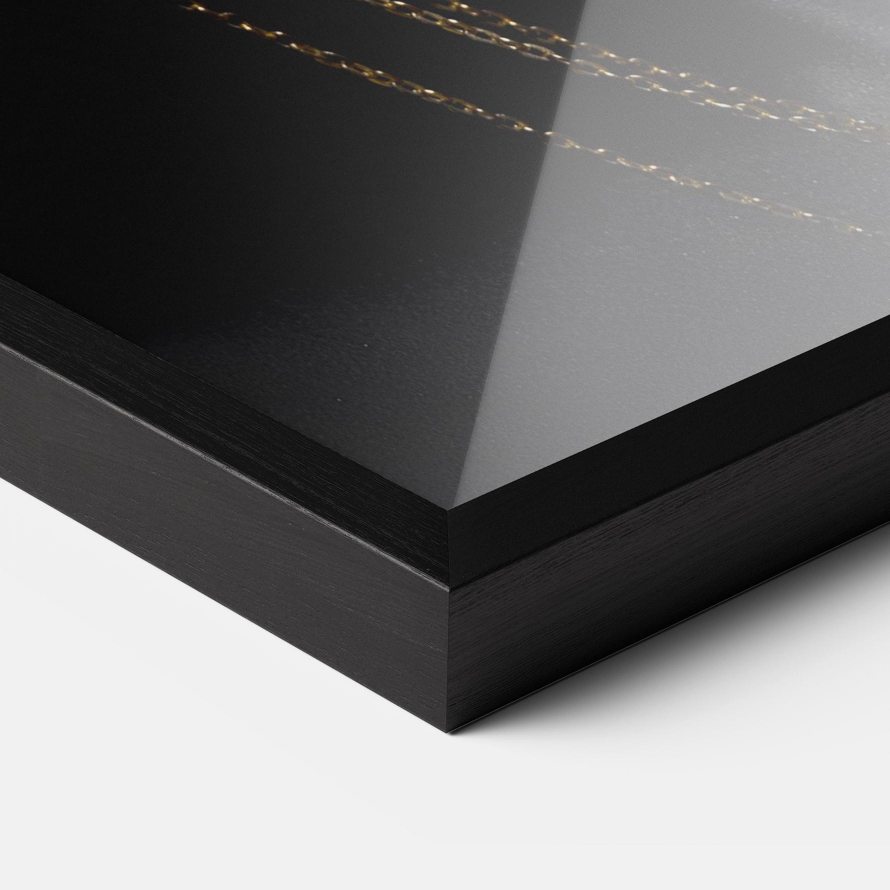 Gerahmte Poster Gold Black Skin mockup 3