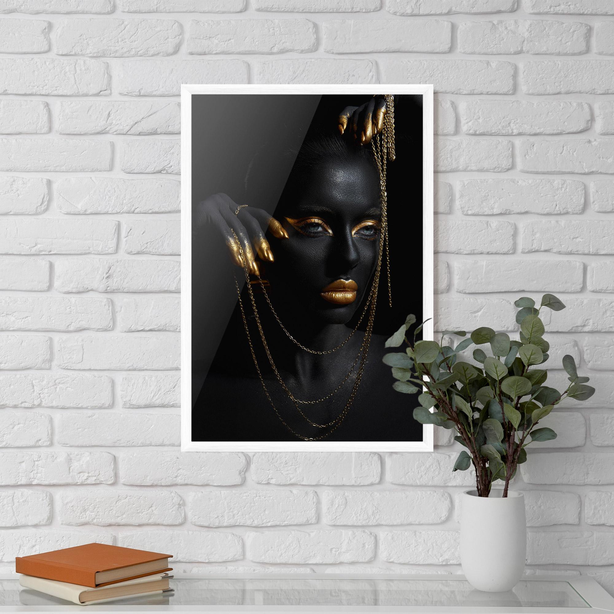 Gerahmte Poster Grey Chain Eyes mockup 5