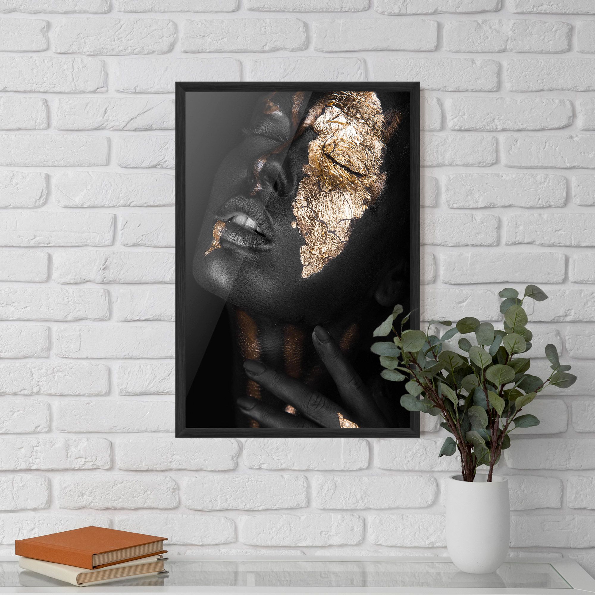 Darkskinned Gold Art mockup 5