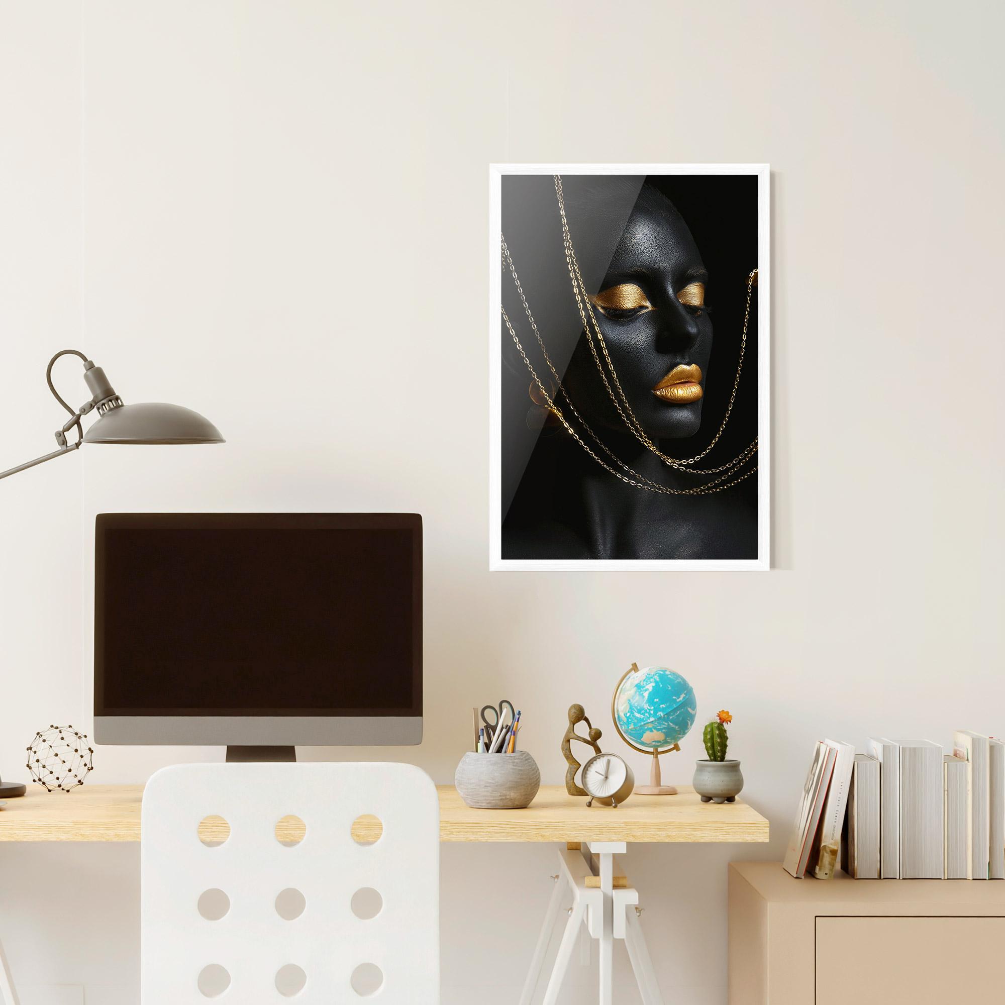 Gerahmte Poster Chain Gold Lips mockup 6