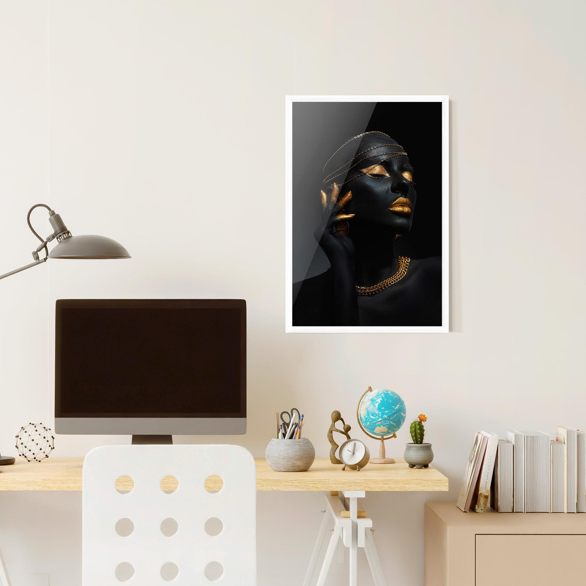 Gerahmte Poster Gold Makeup Eyelids mockup 6
