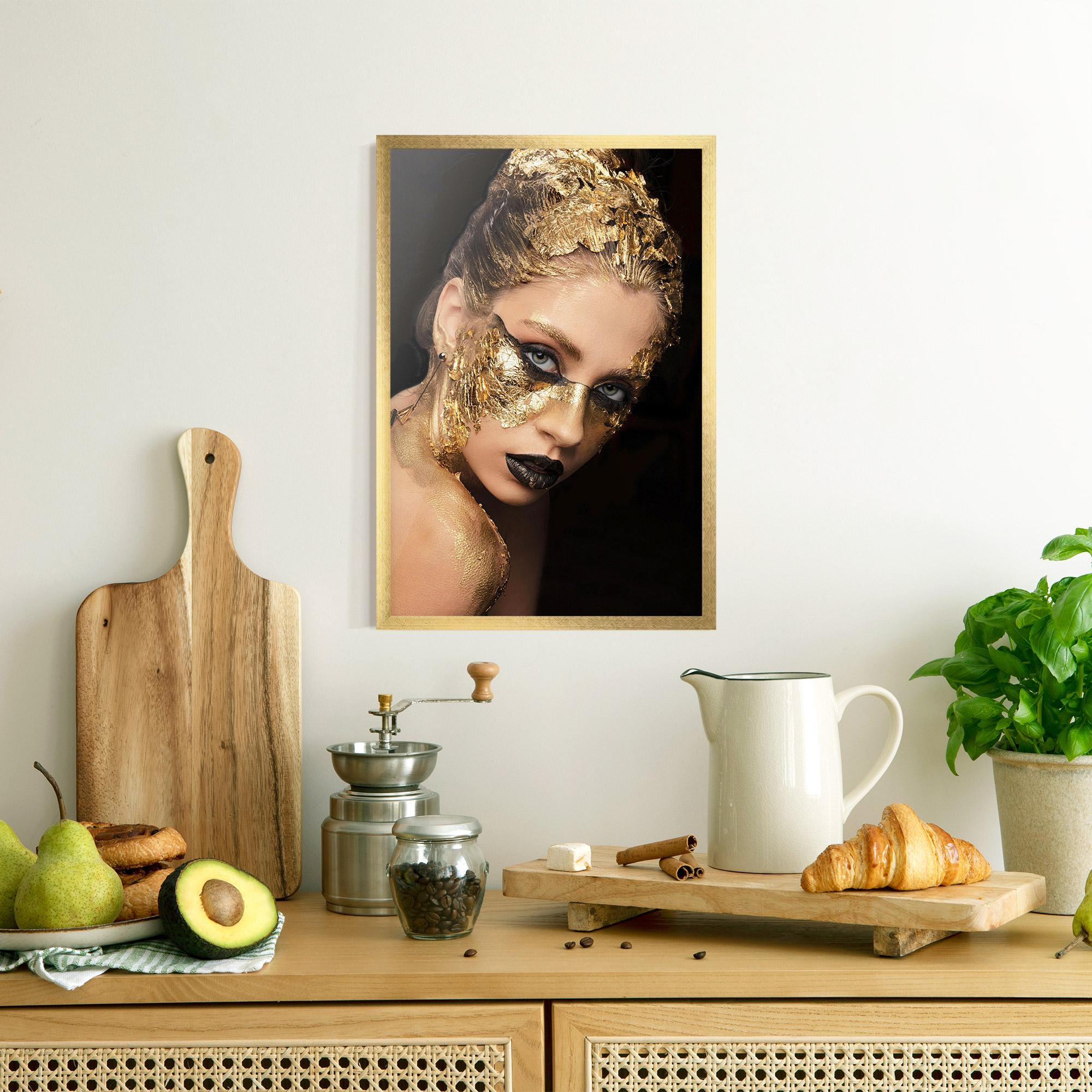 Gerahmte Poster Golden Foil Face mockup 8