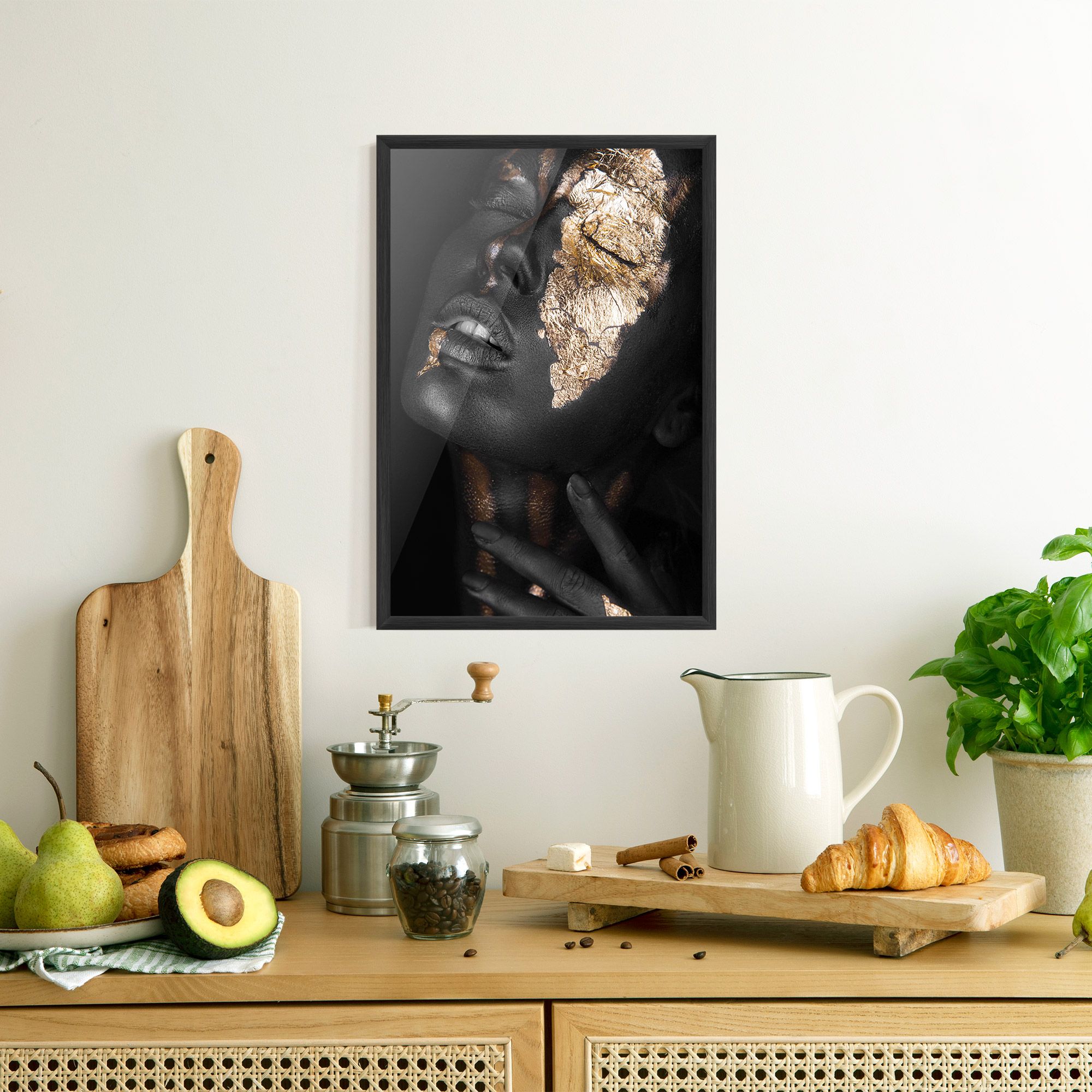Darkskinned Gold Art mockup 8